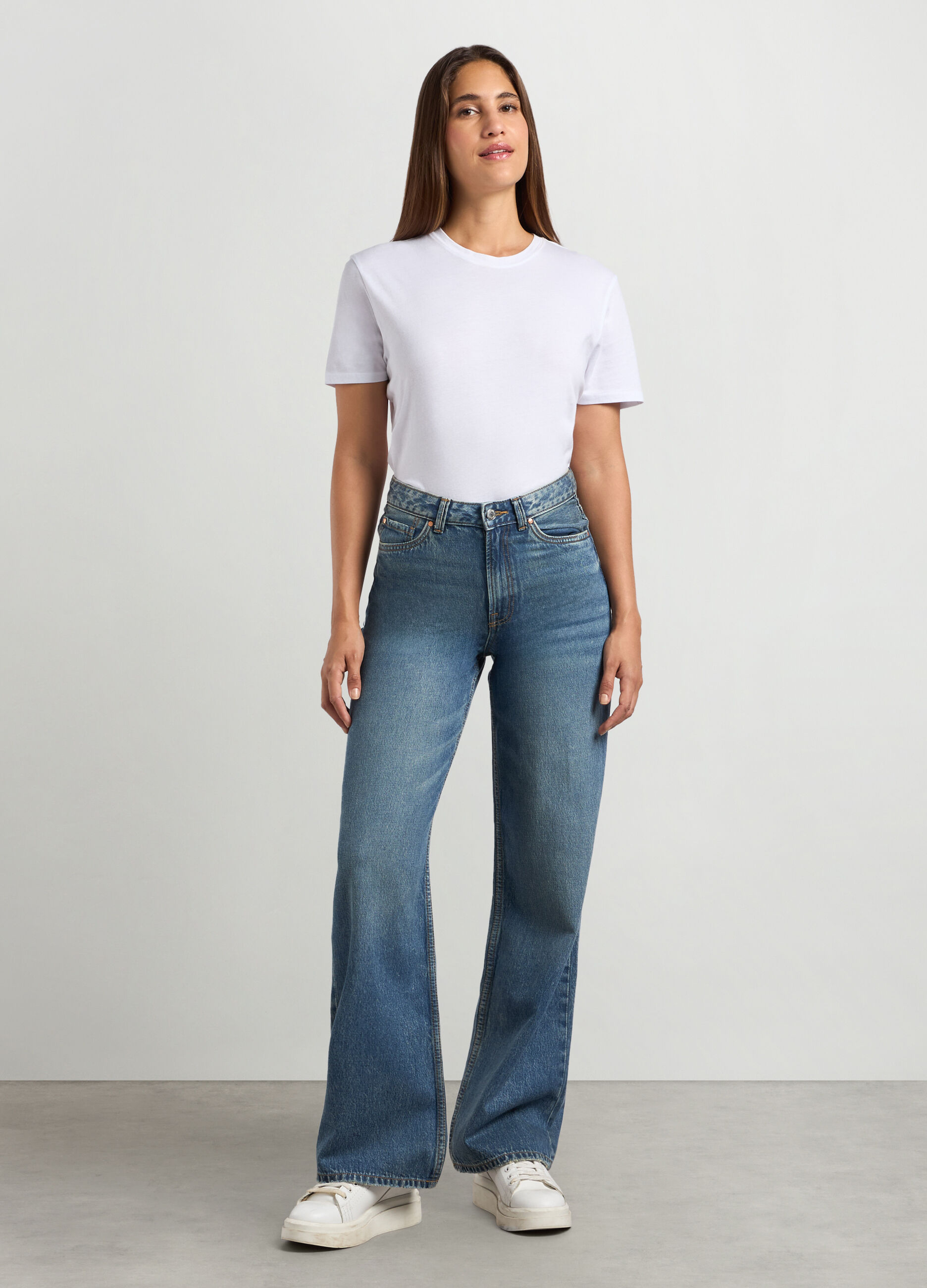 Pantaloni flare fit in denim di misto cotone donna_0
