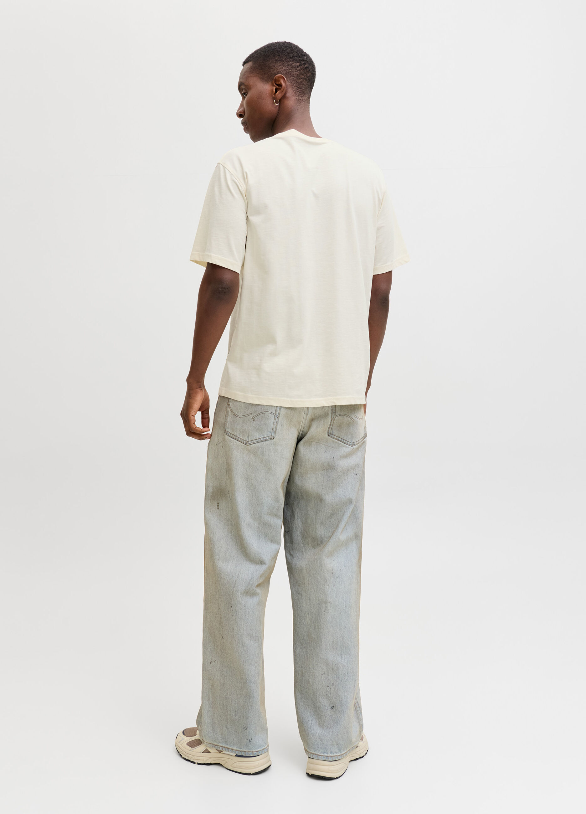 T-shirt relaxed fit con taschino uomo_1