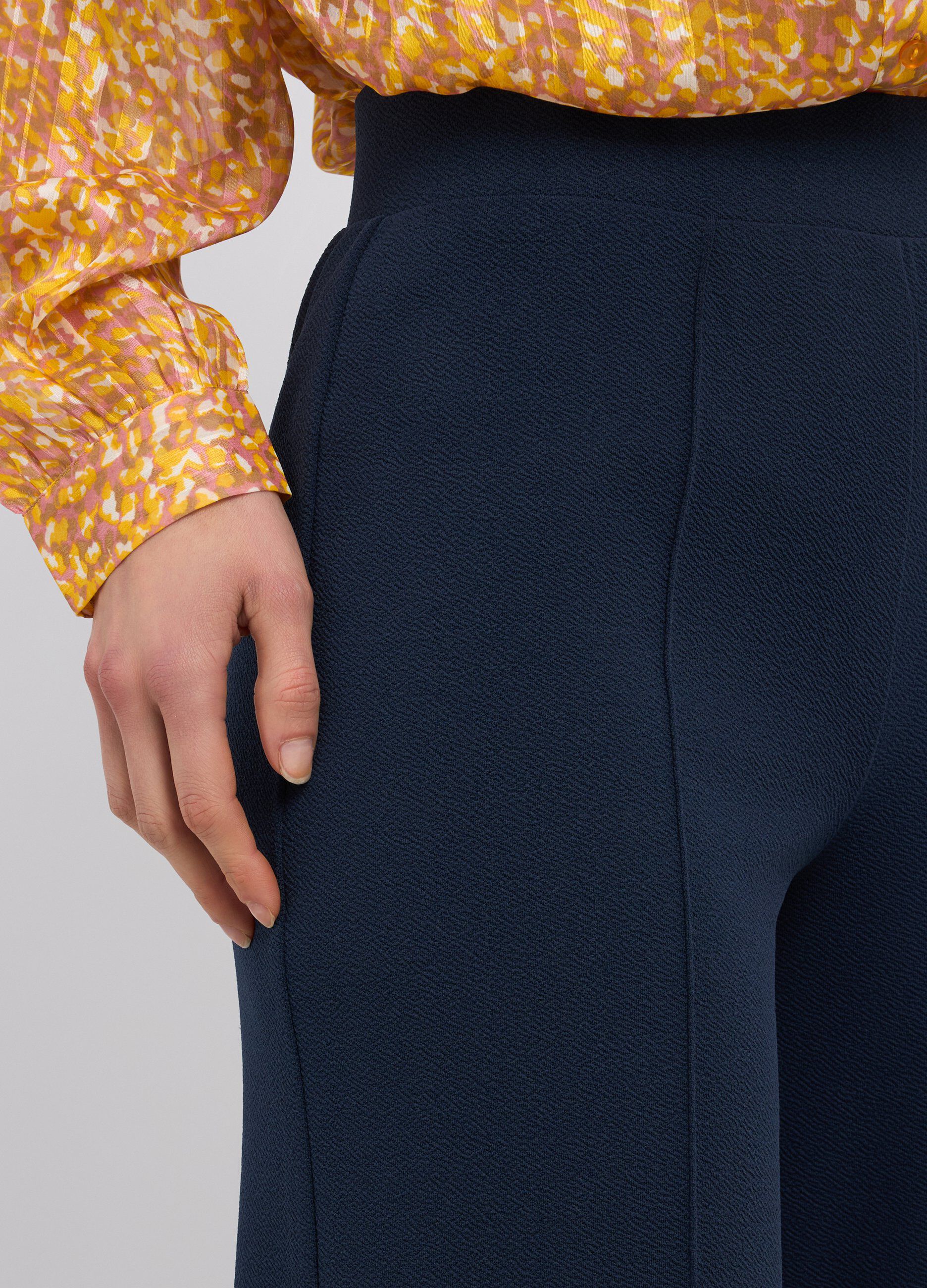 Pantaloni palazzo in crêpe donna_2