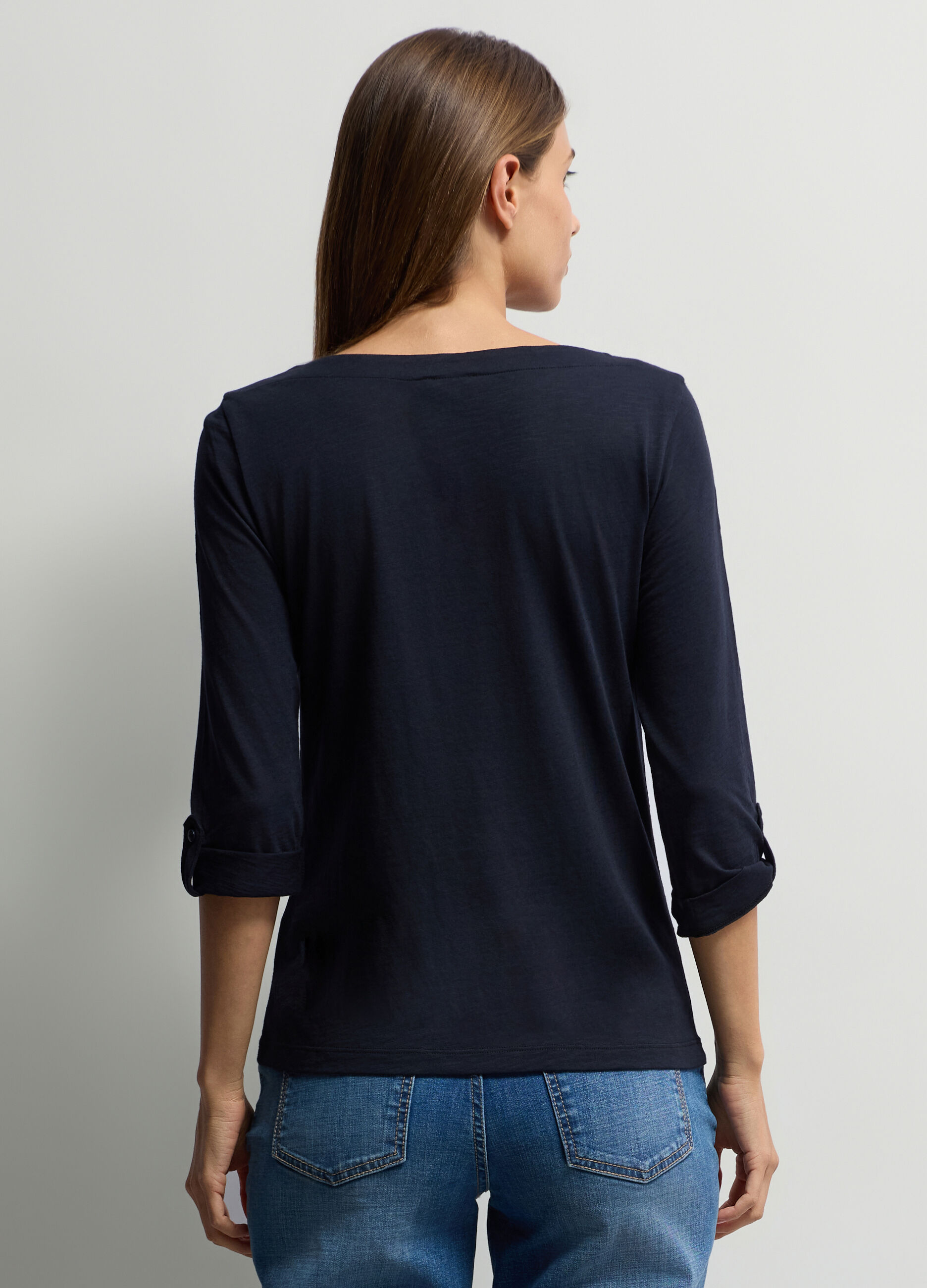 T-shirt con scollo a barchetta donna_1