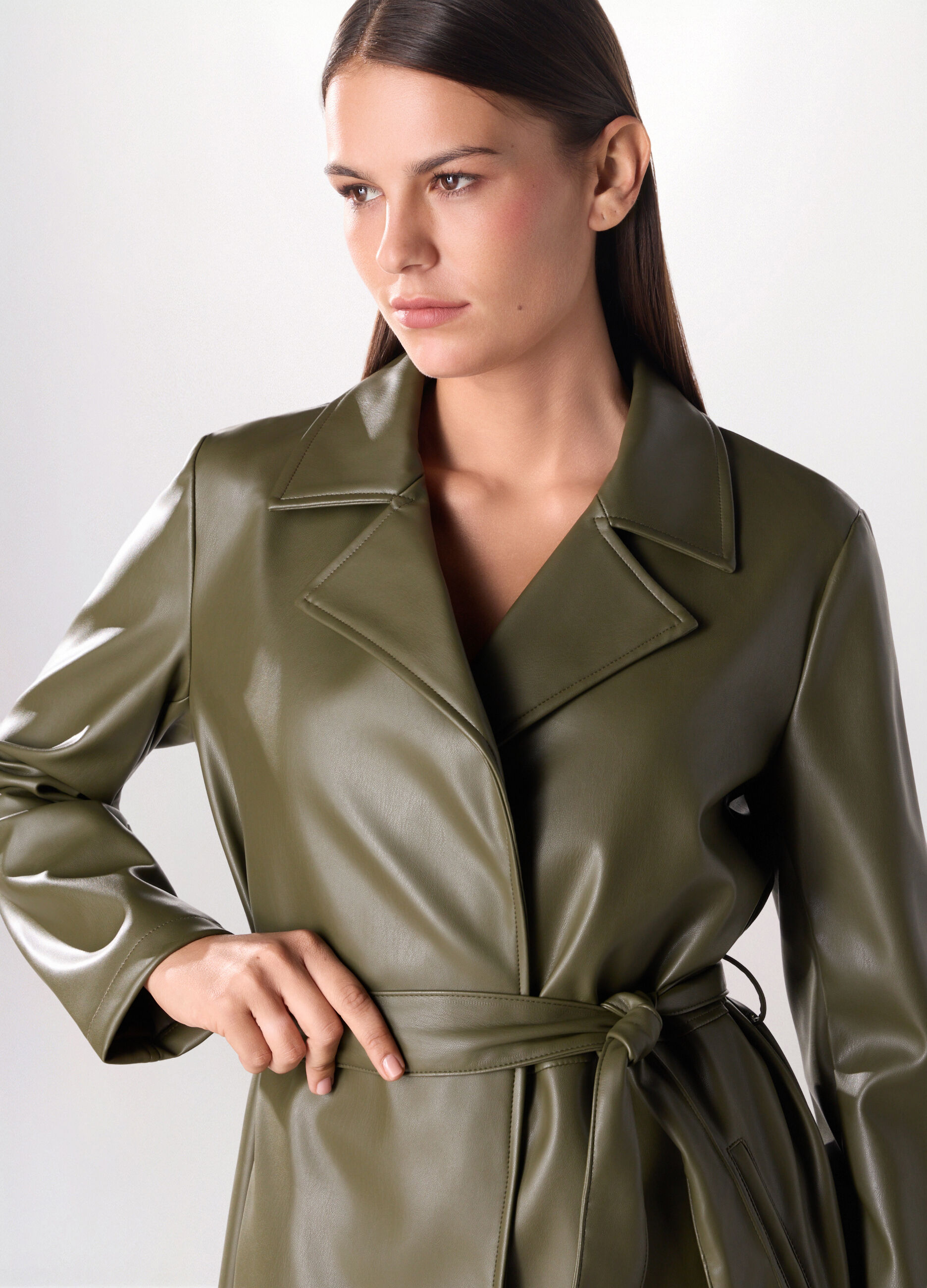 Cappotto in eco pelle donna_2