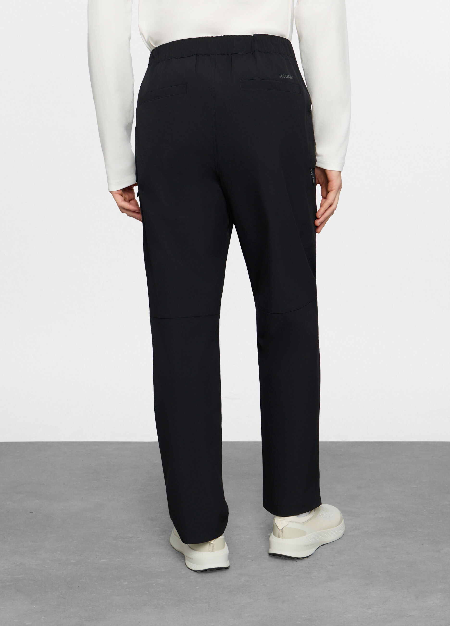 Pantaloni cargo in tessuto stretch uomo_1