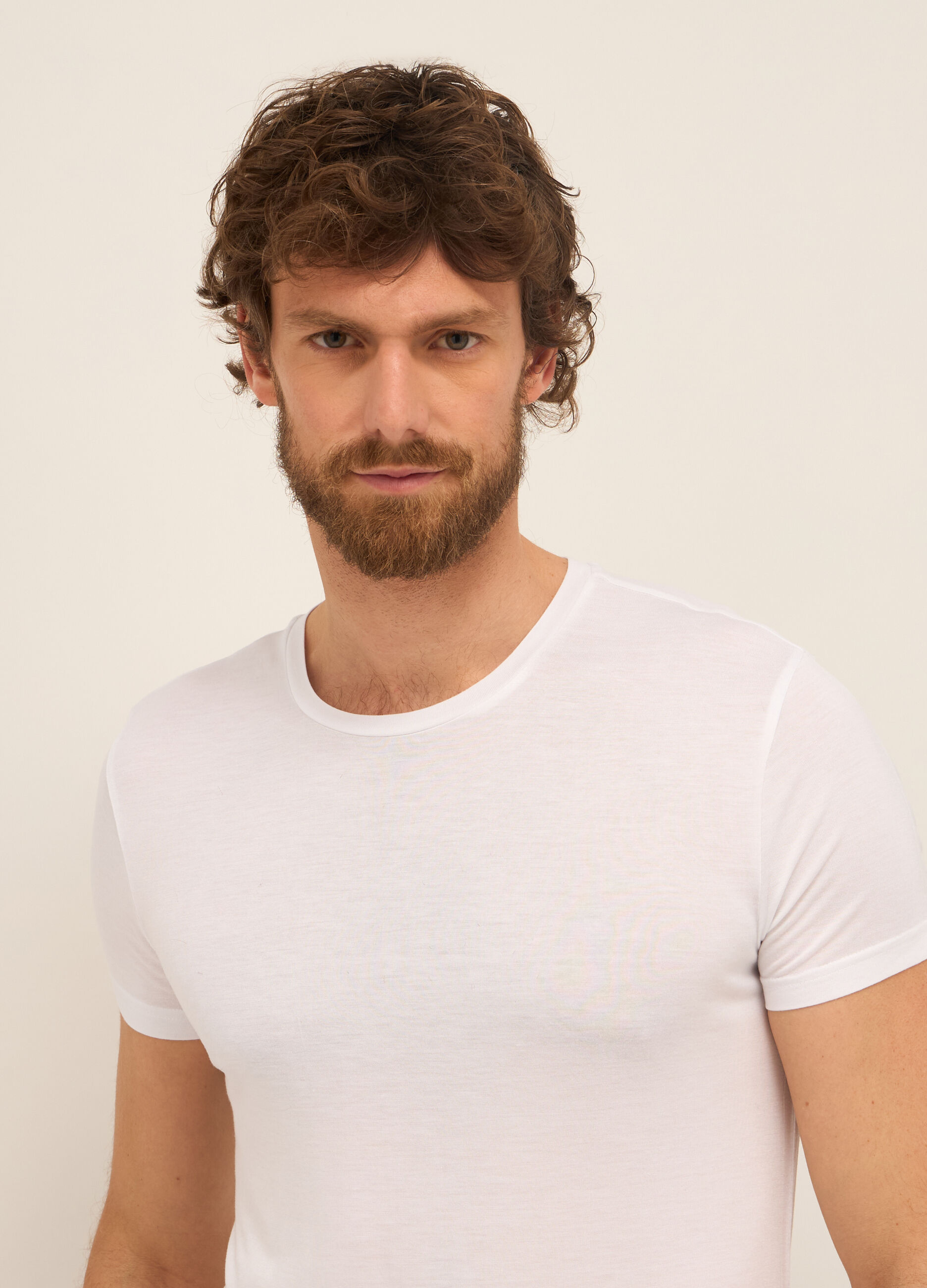 T-shirt girocollo in modal uomo_2