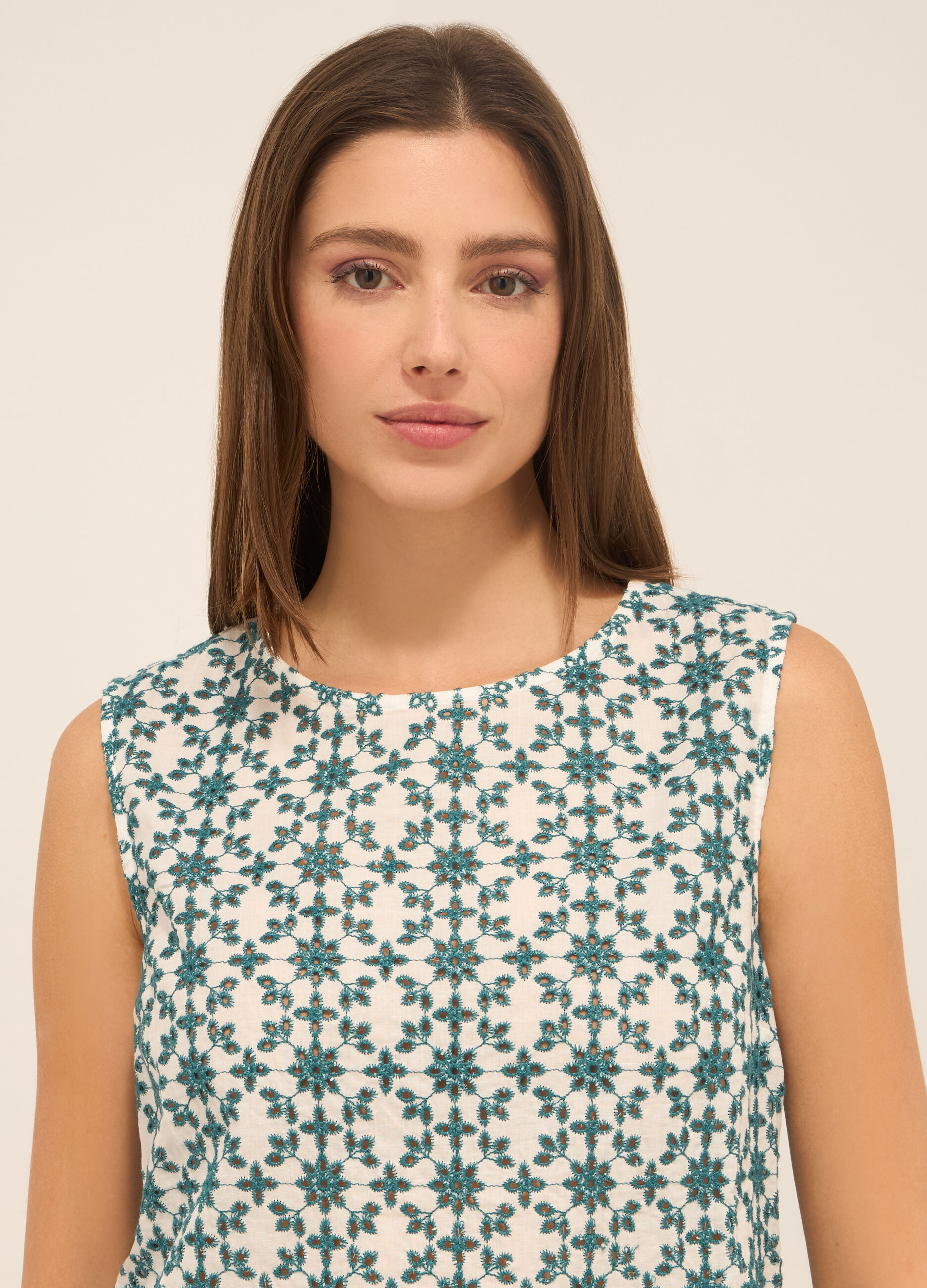 Blusa smanicata in puro cotone donna_2