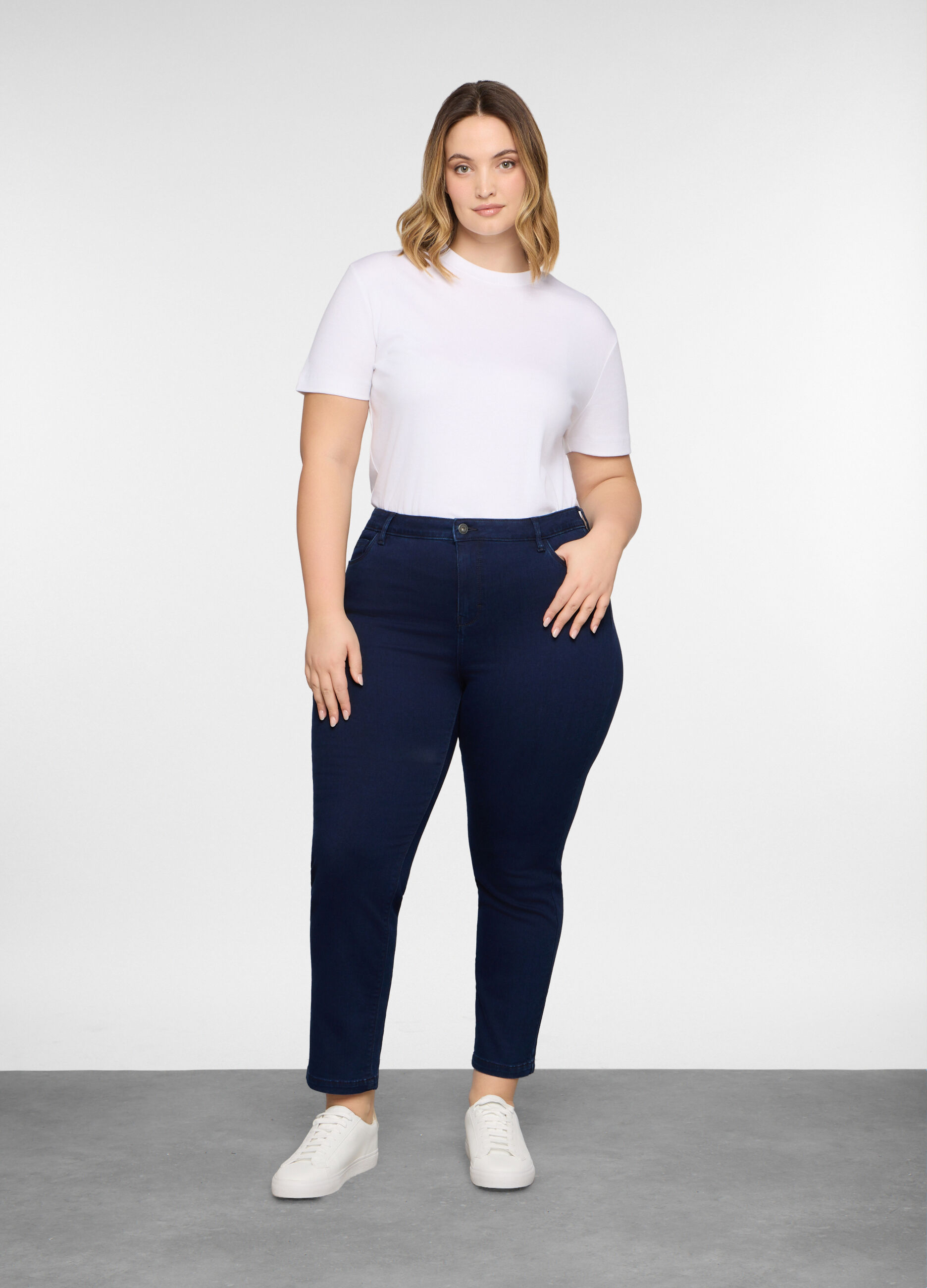 Pantaloni regular fit in stretch denim donna curvy_0