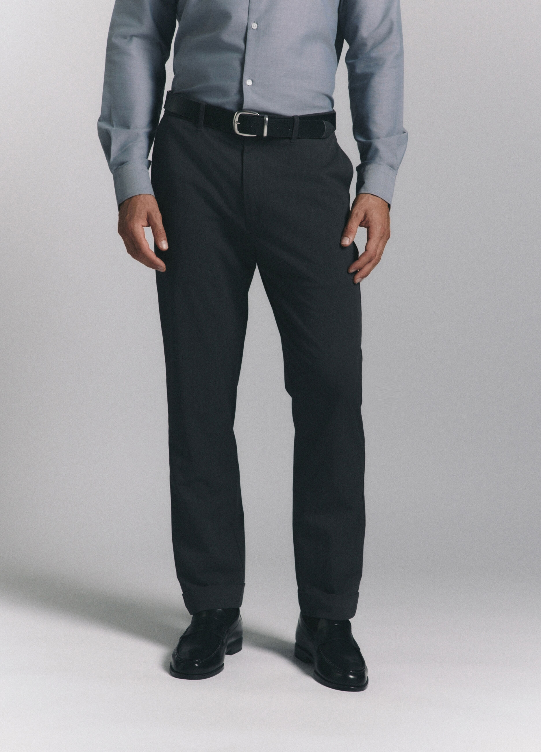 Pantaloni chino in tessuto stretch uomo_1