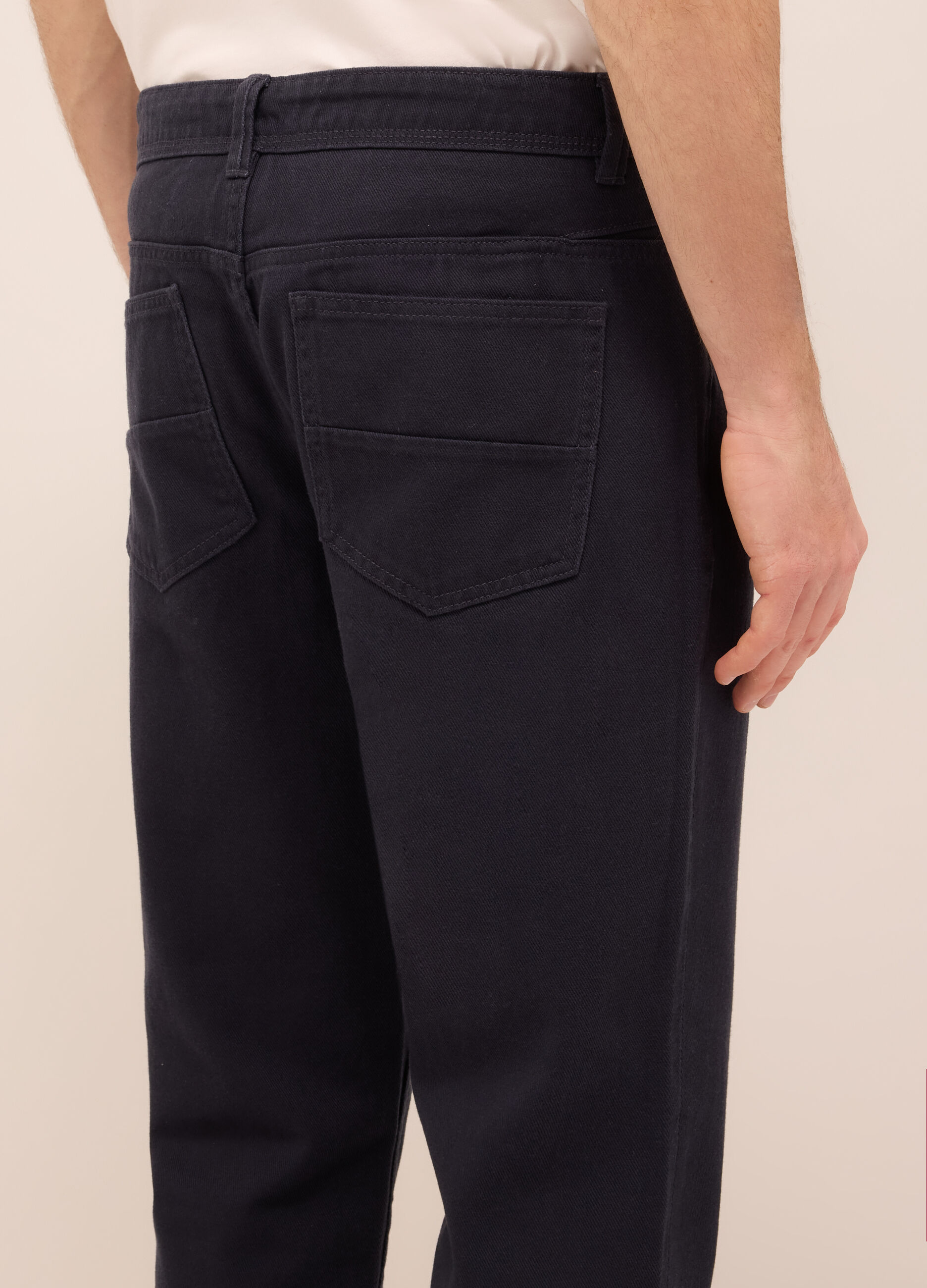 Pantalone 5 tasche in twill di cotone uomo_3