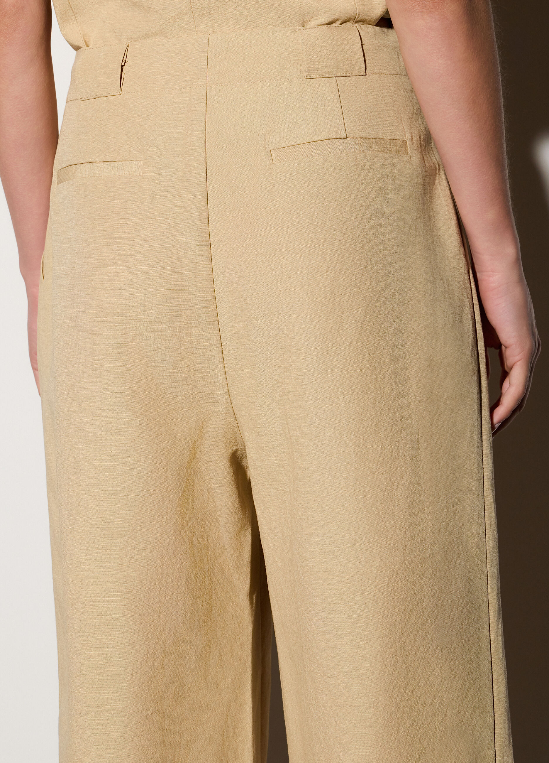 Pantaloni straight fit donna_3