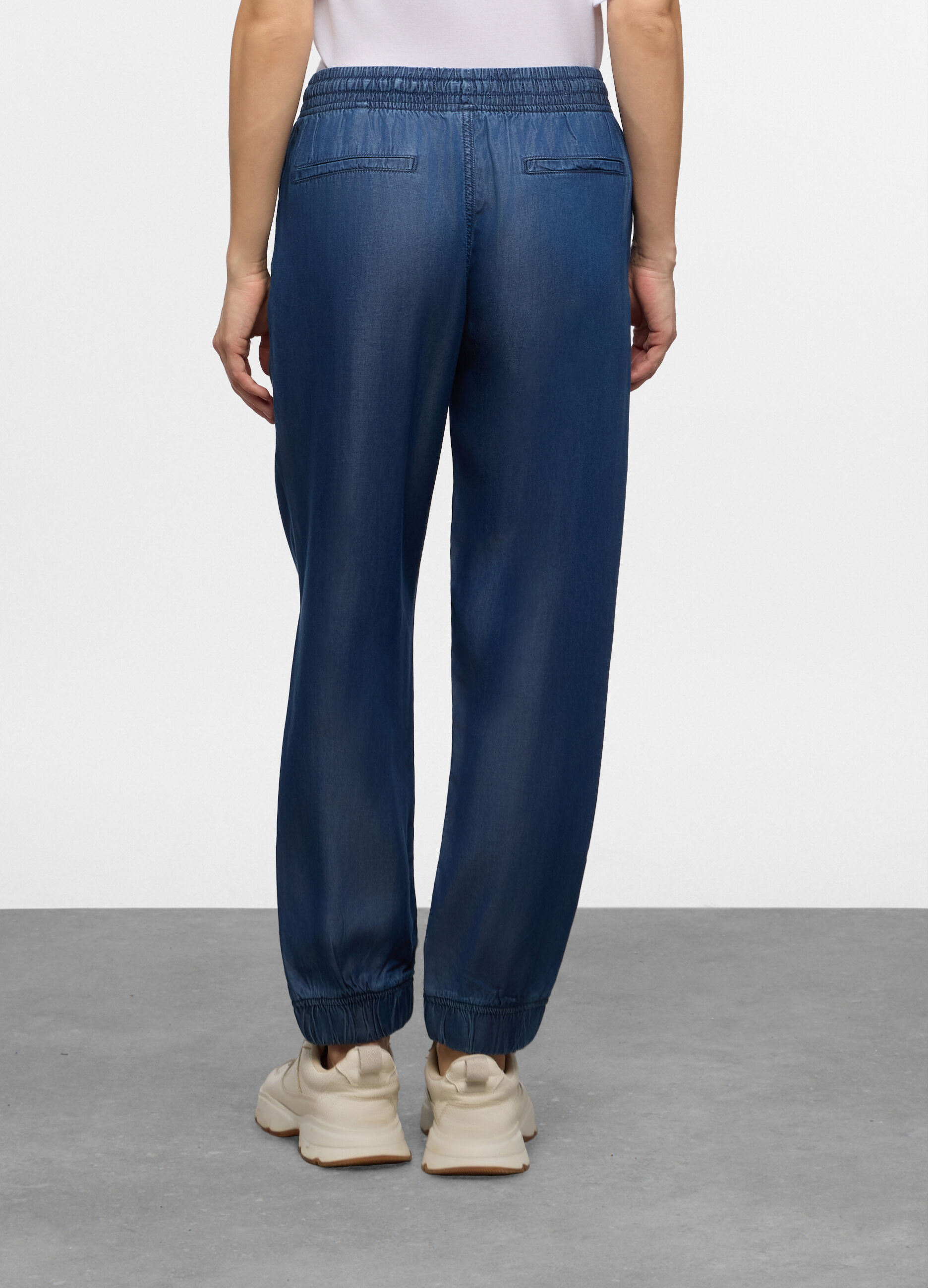 Jogger fit straight in Lyocell con vita e fondi elasticati donna_2