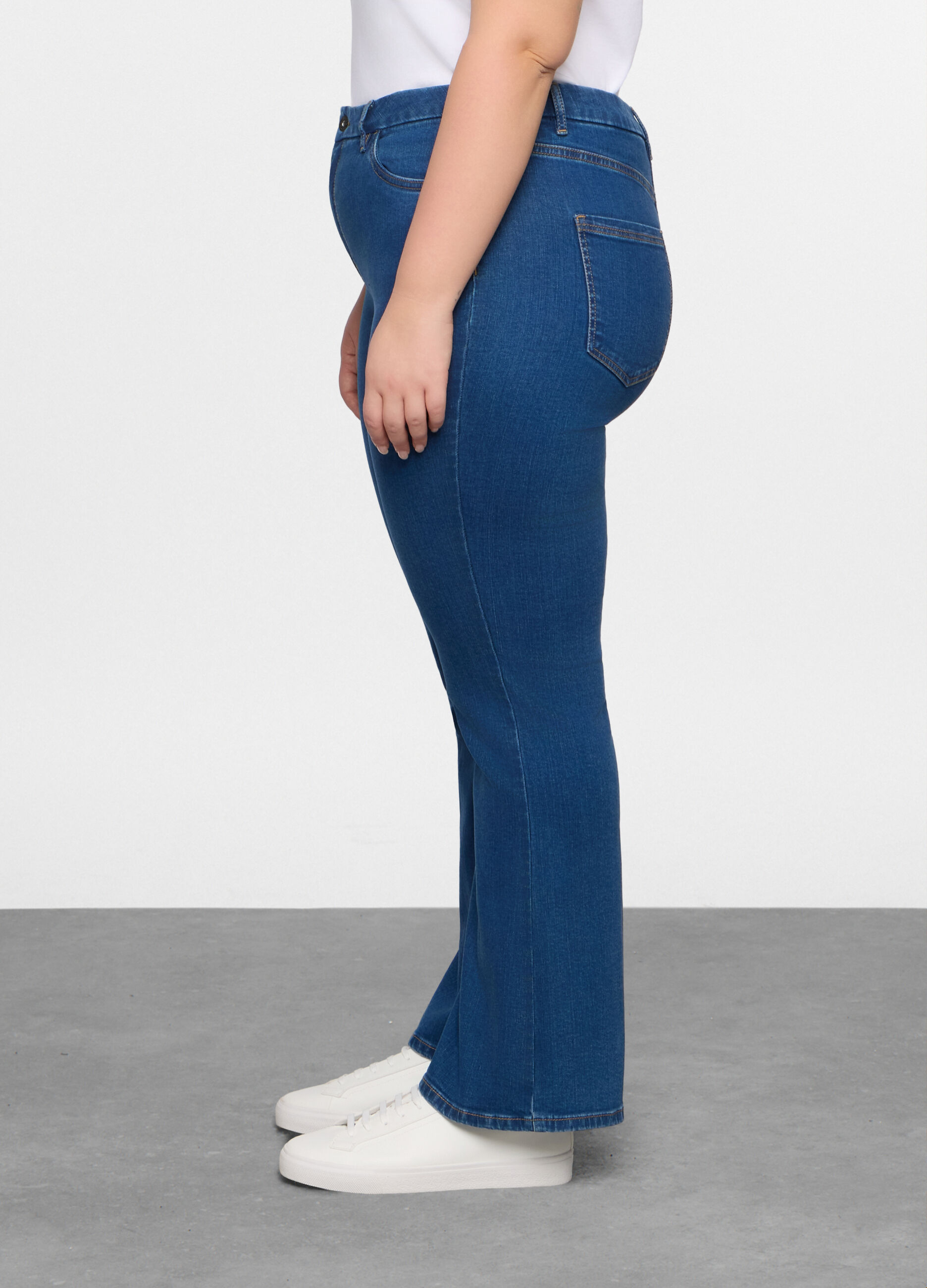 Pantaloni regular fit in comfort stretch denim donna curvy_1