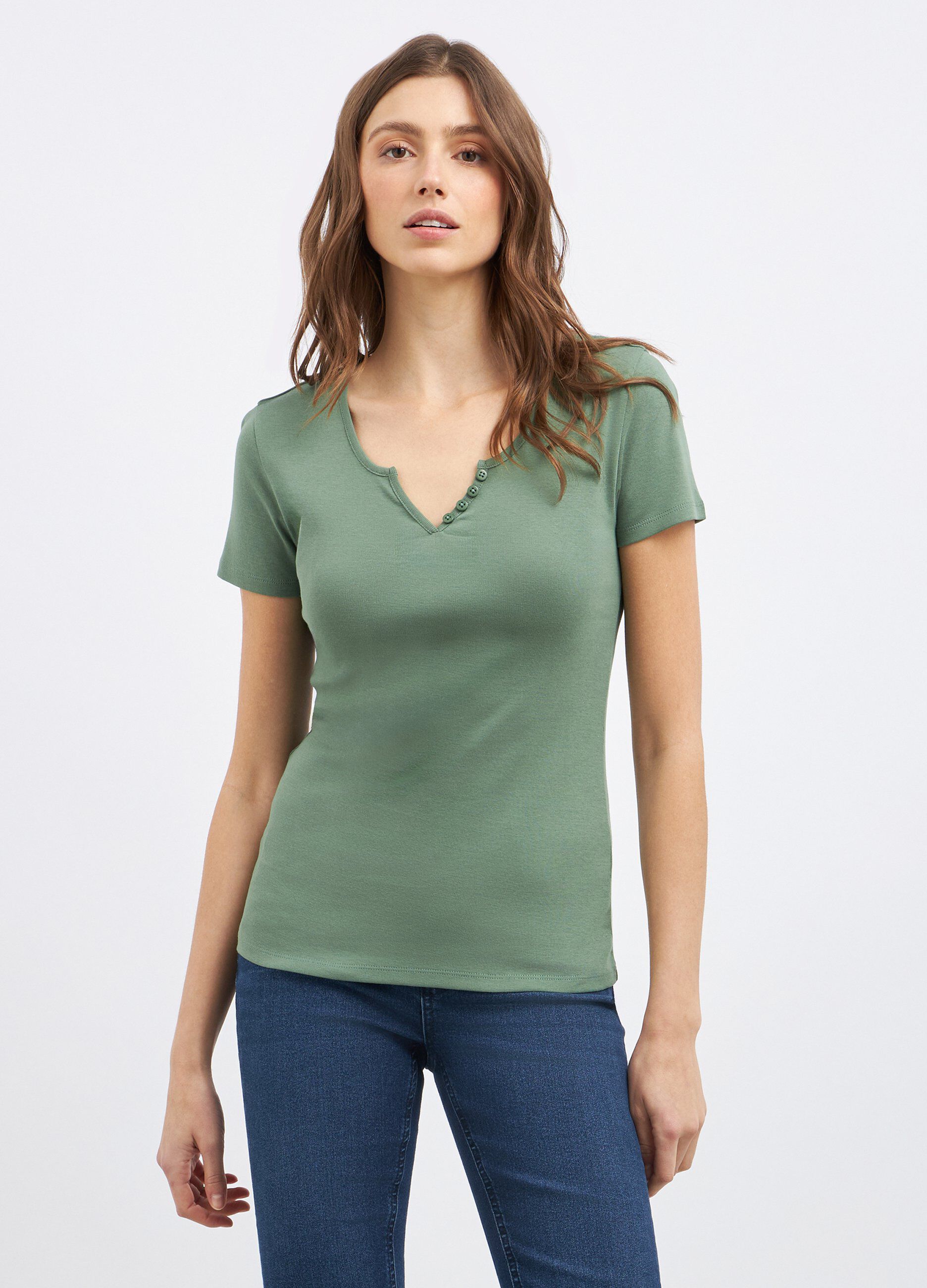 T-shirt con scollo a V e bottoni donna_0