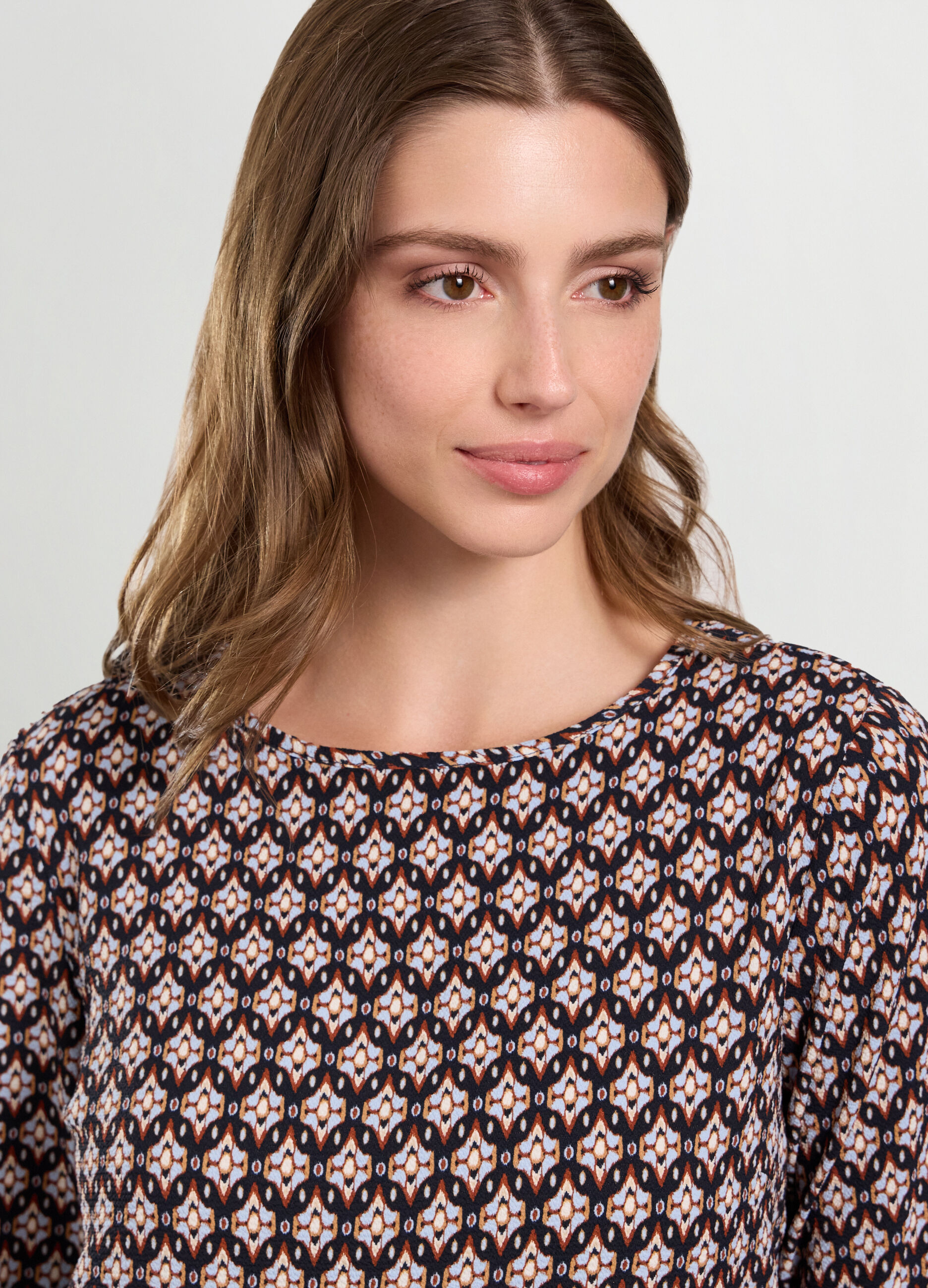 Blusa con stampa donna_2