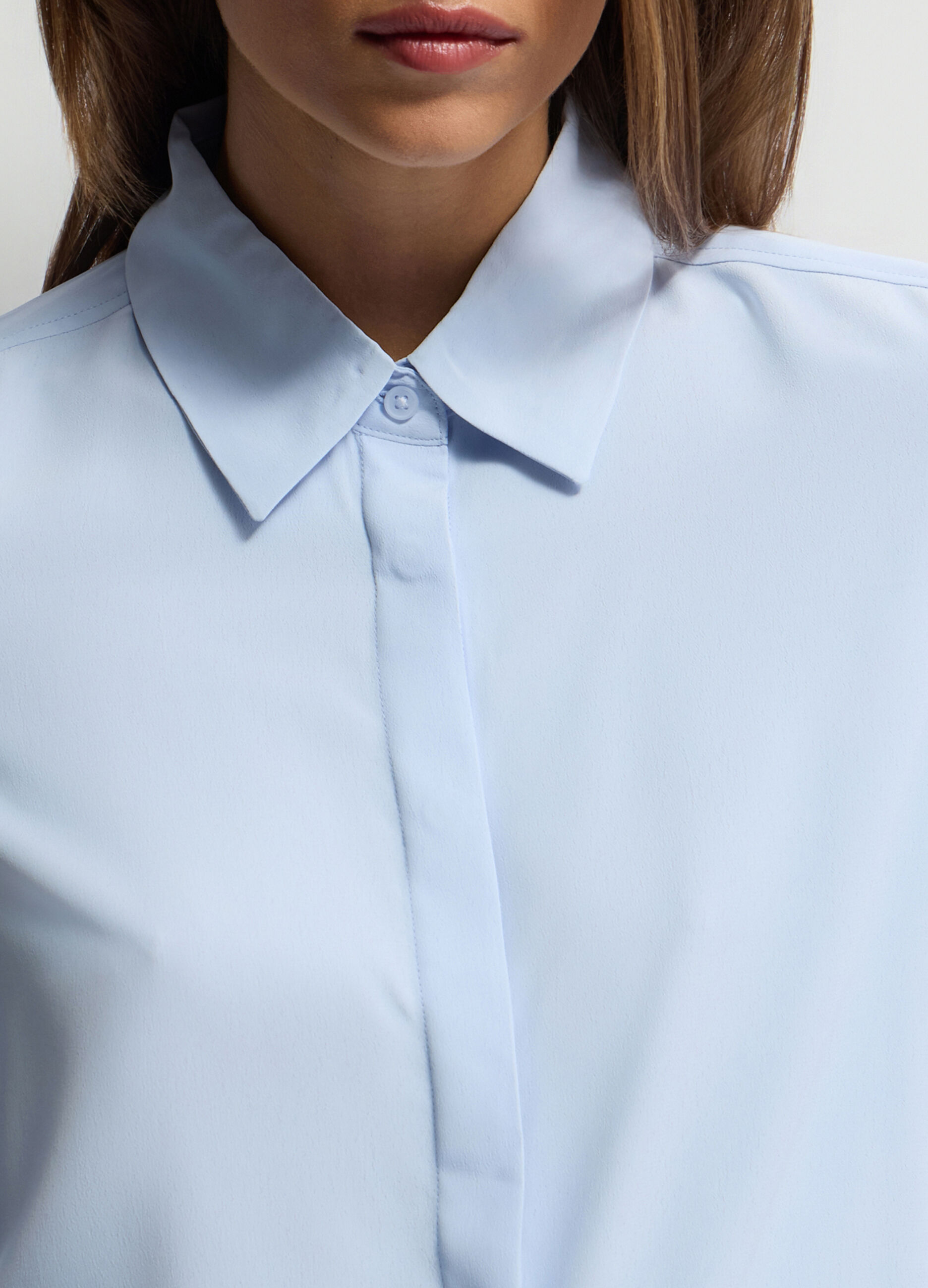 Camicia Fit Regular con colletto alla francese donna_2