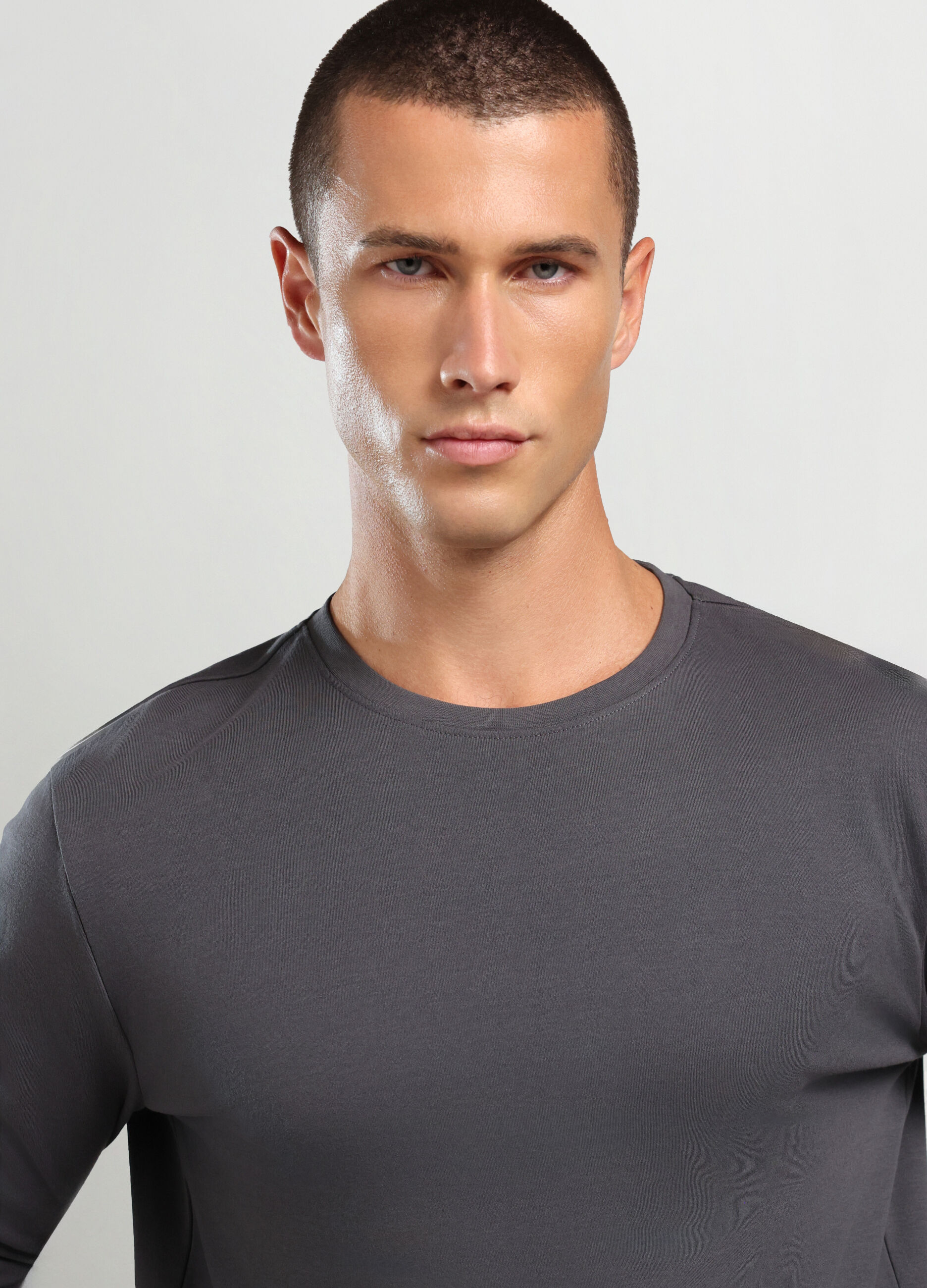 Maglietta a maniche lunghe in puro cotone uomo_2