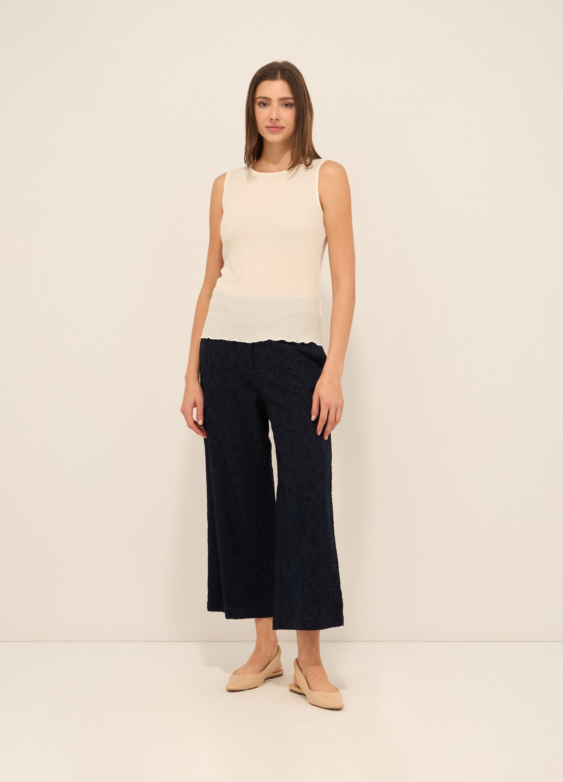 Pantaloni palazzo in puro cotone con ricami donna_2