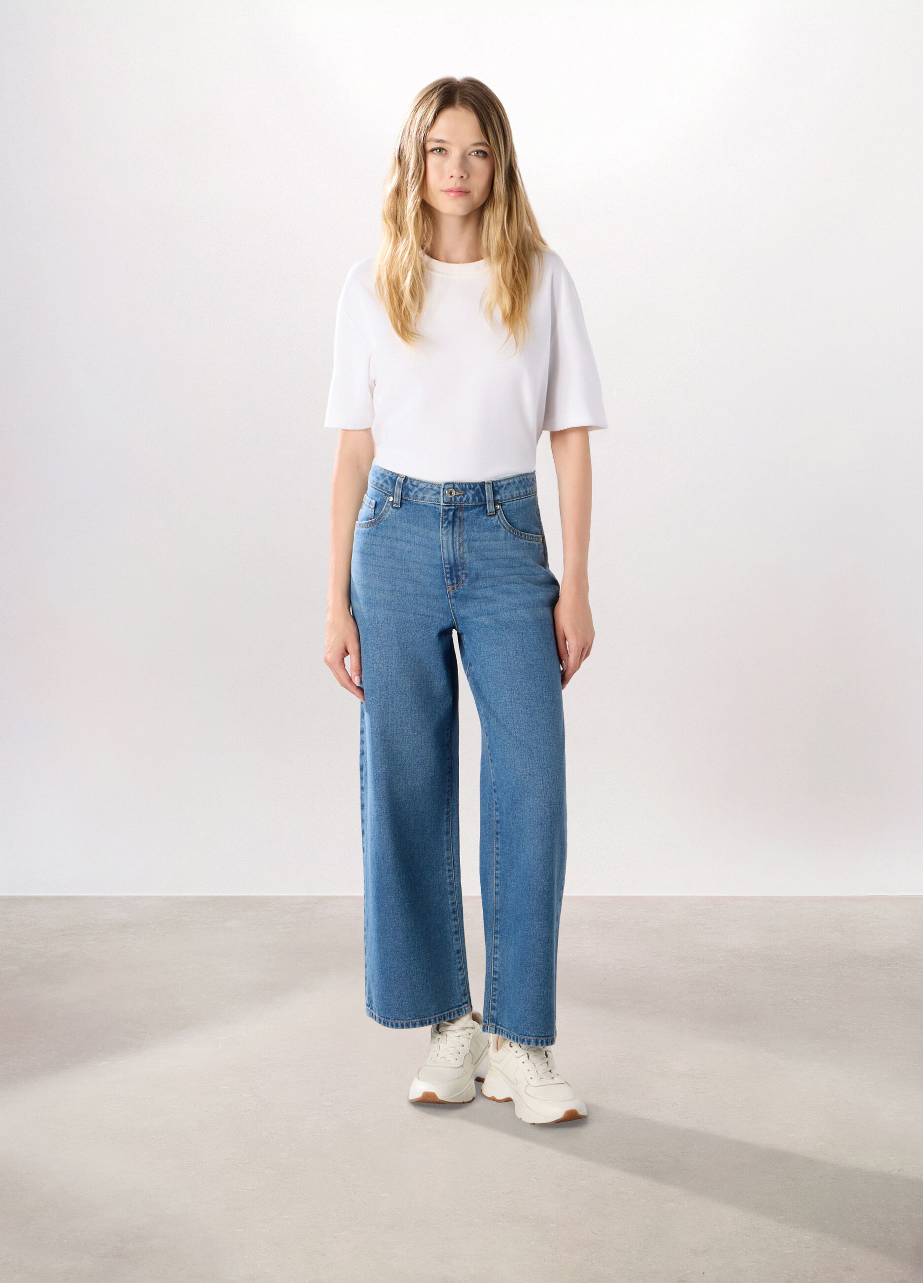 Pantaloni wide leg in denim di puro cotone donna_0