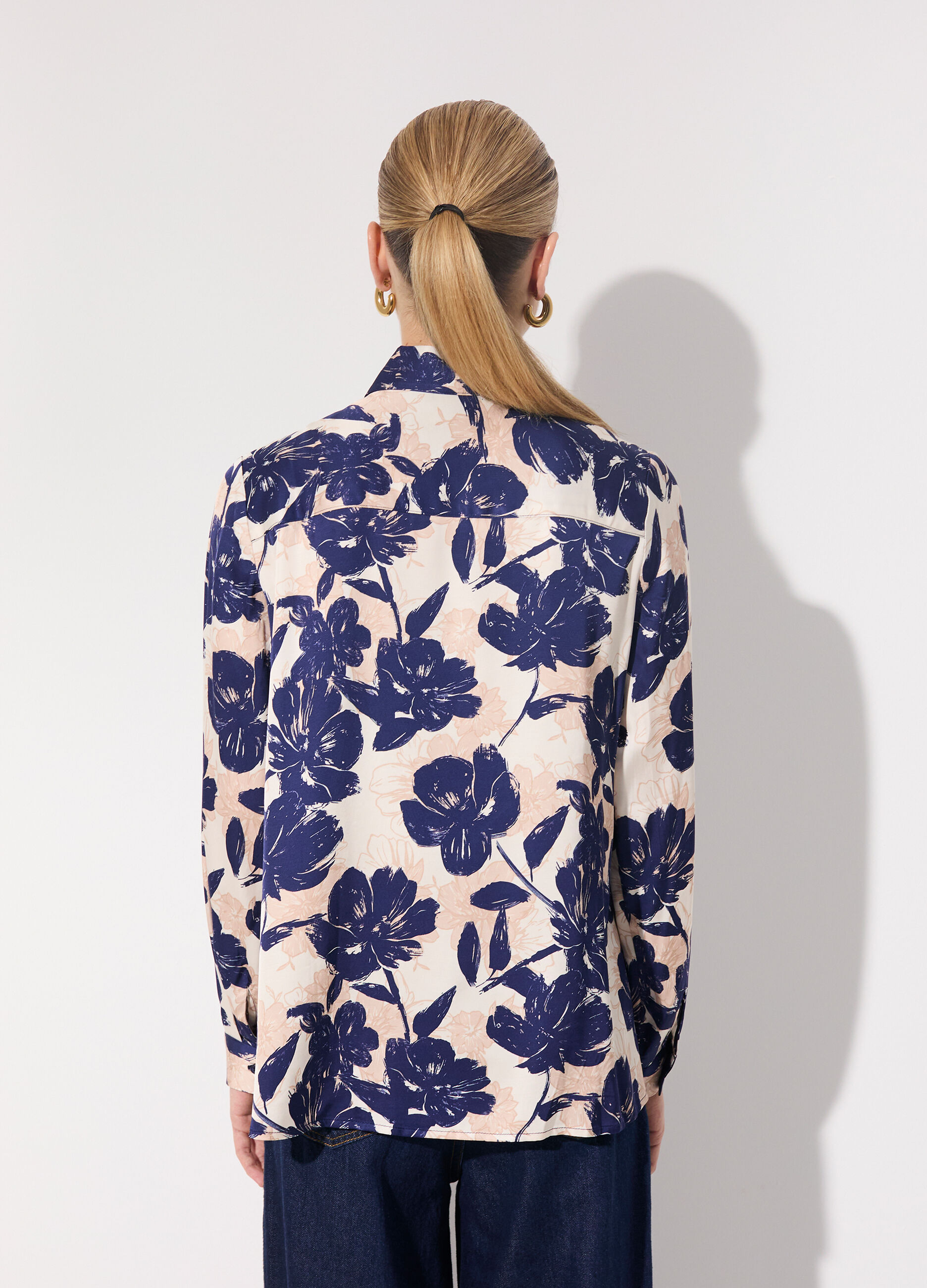 Camicia in viscosa satin con stampa floreale donna_2