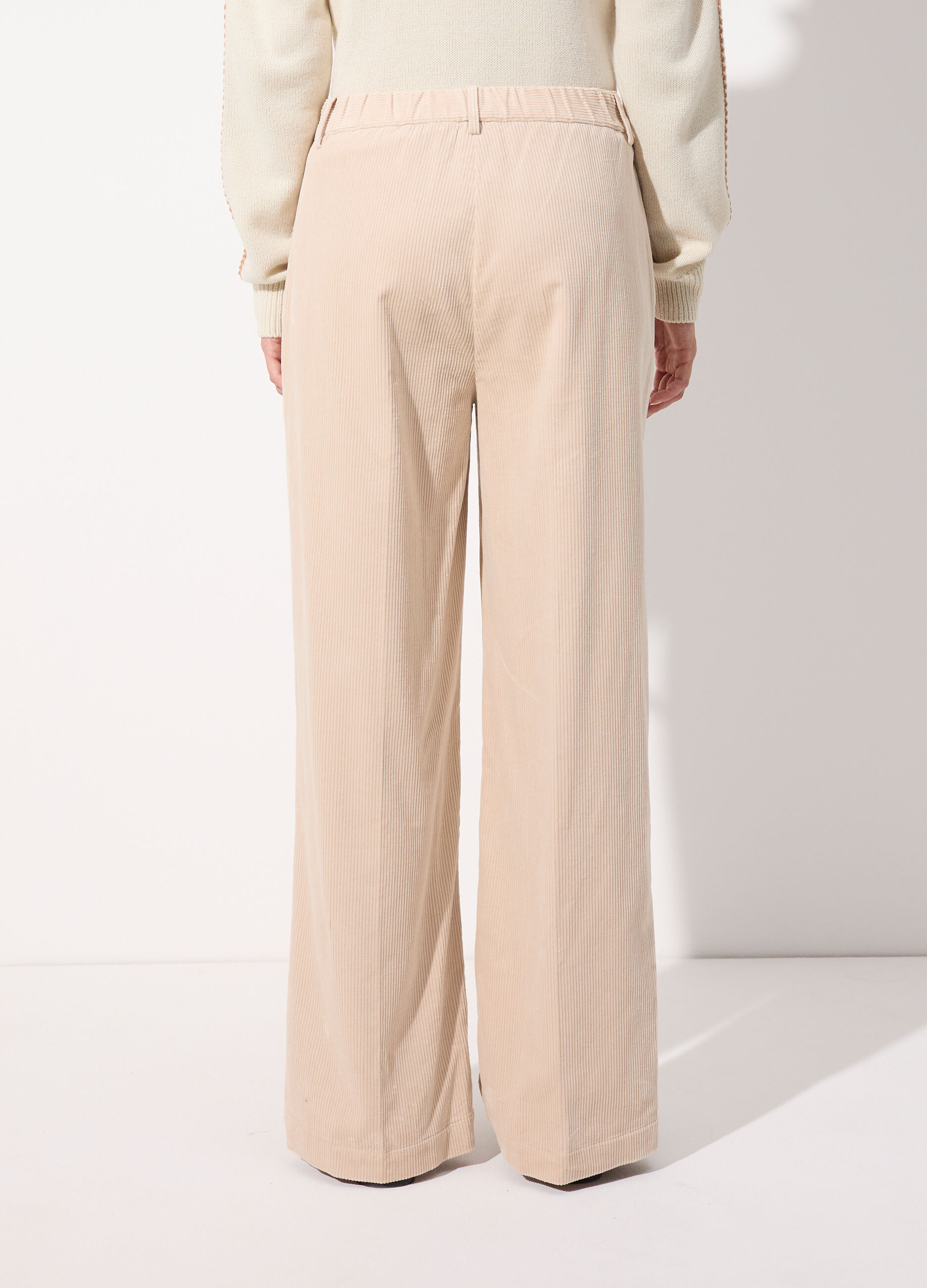 Pantalone dritto in velluto corduroy donna_2