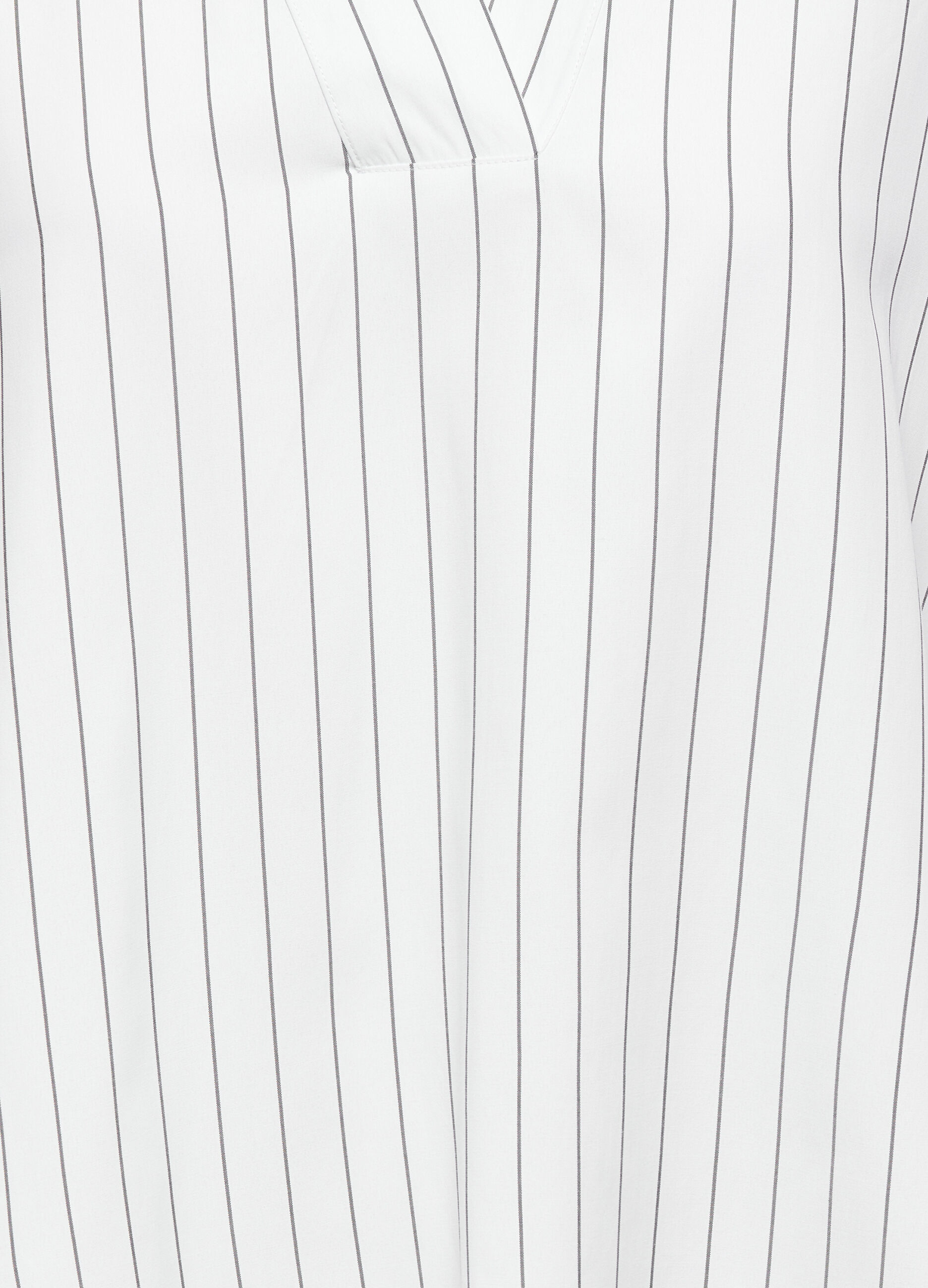 Top con scollo a V_2