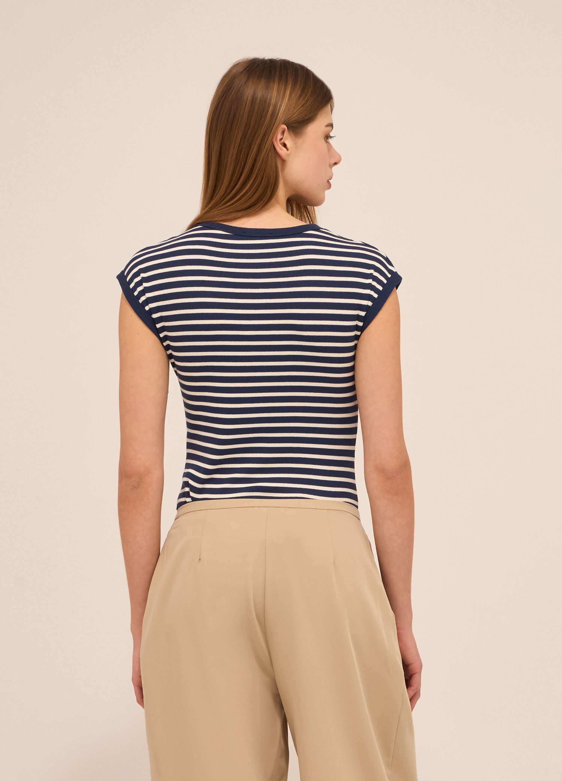 T-shirt in costina di cotone stretch donna_1