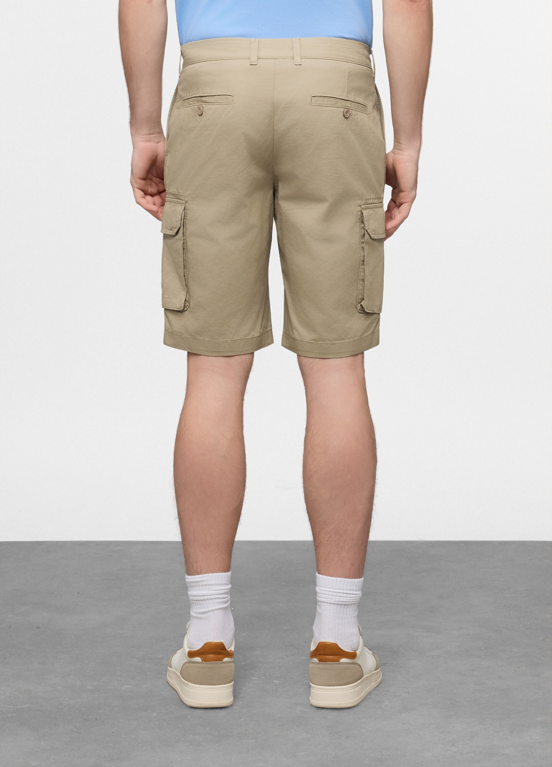 Bermuda cargo in twill di cotone uomo_1