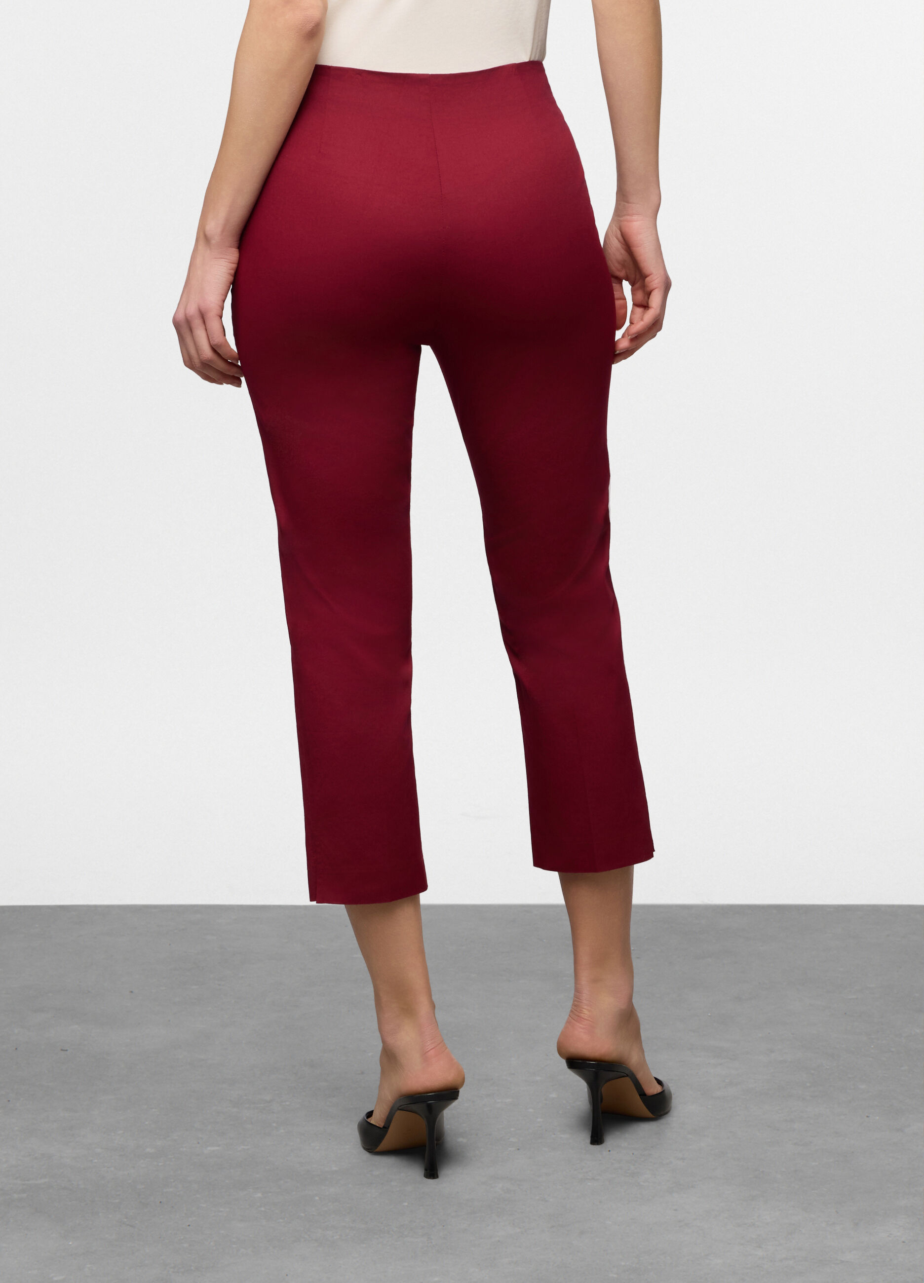 Pantaloni slim fit in twill di cotone stretch donna_1
