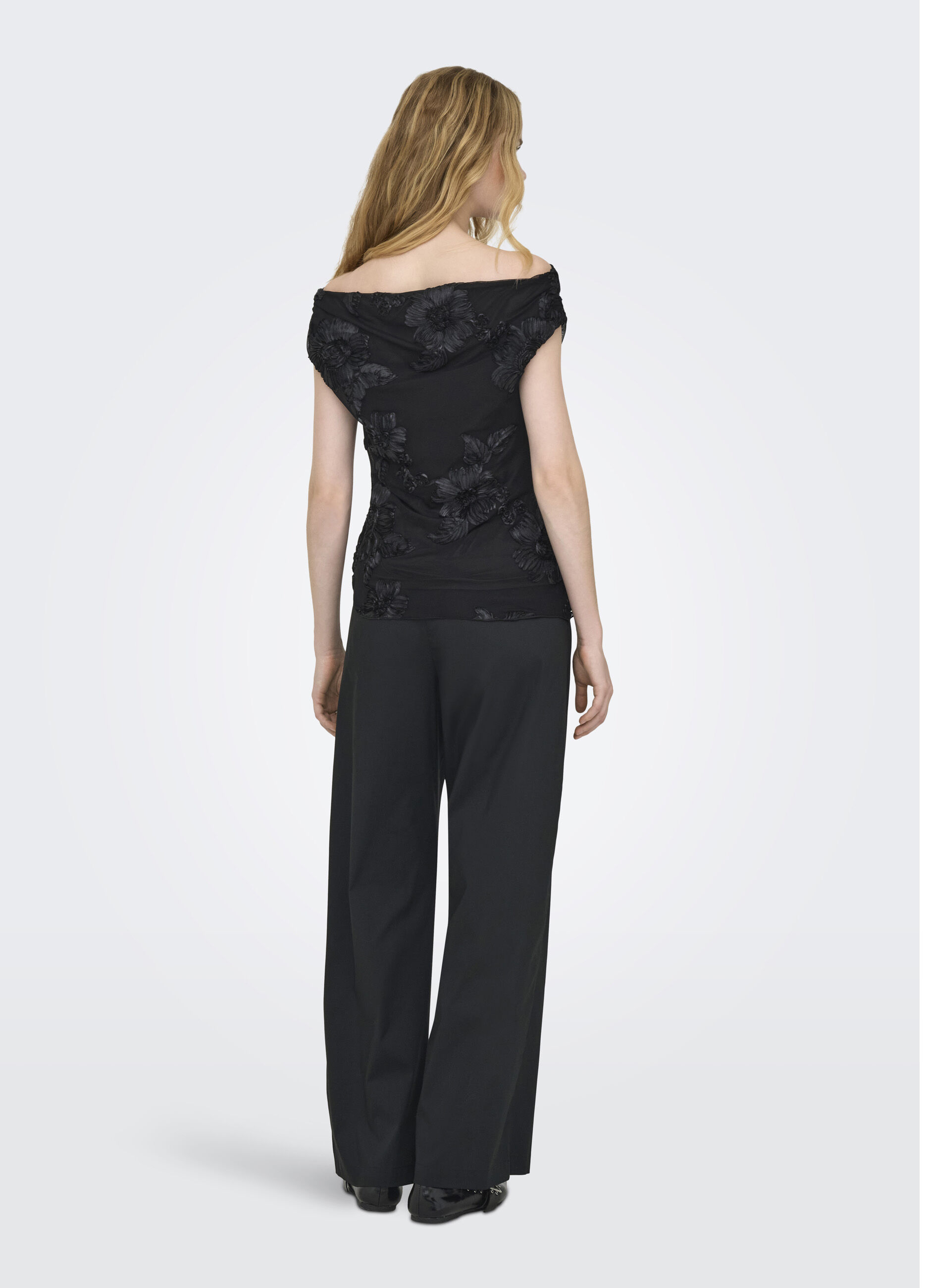 Pantaloni loose fit_1