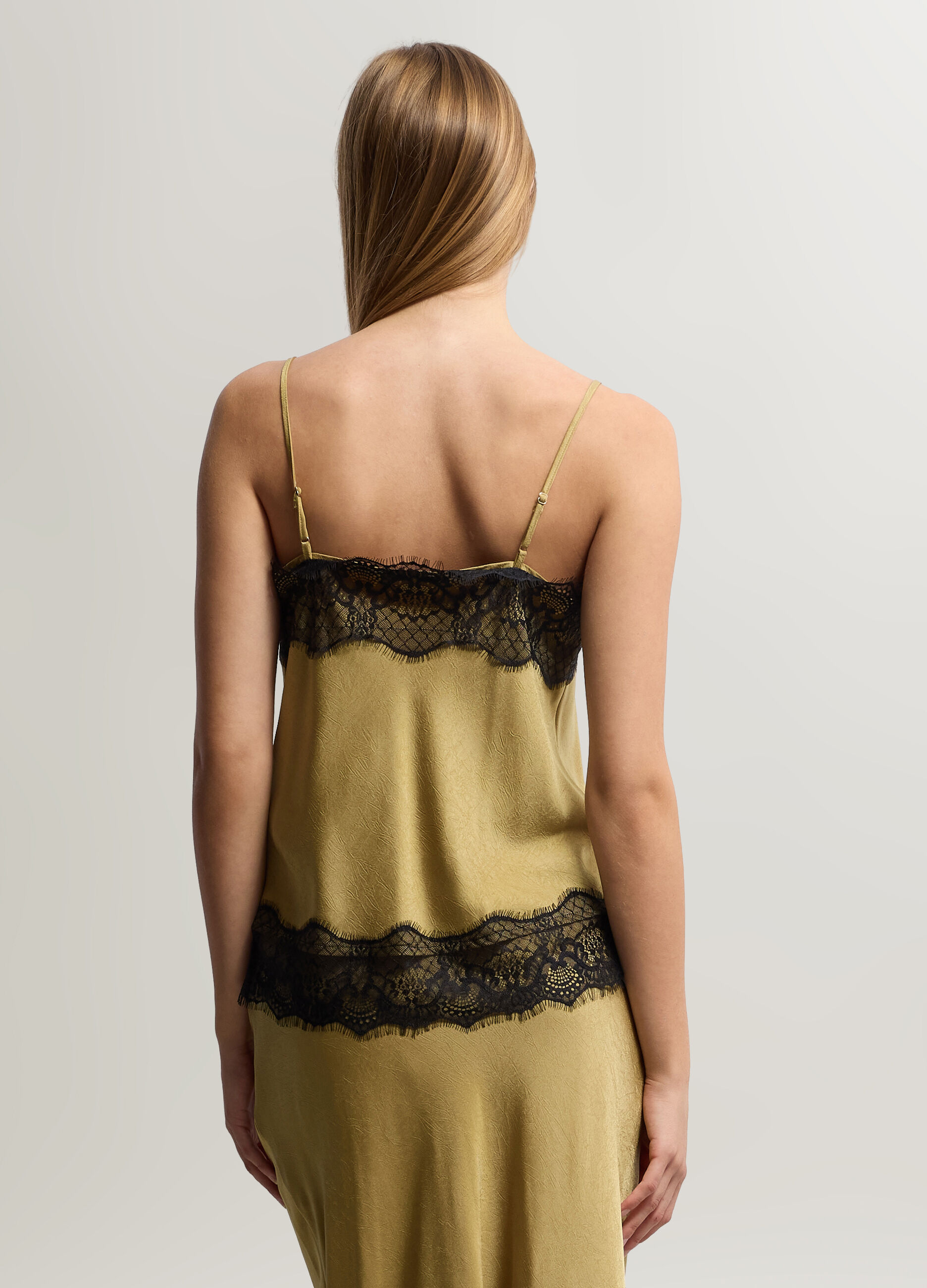 Top con scollo dritto donna_1