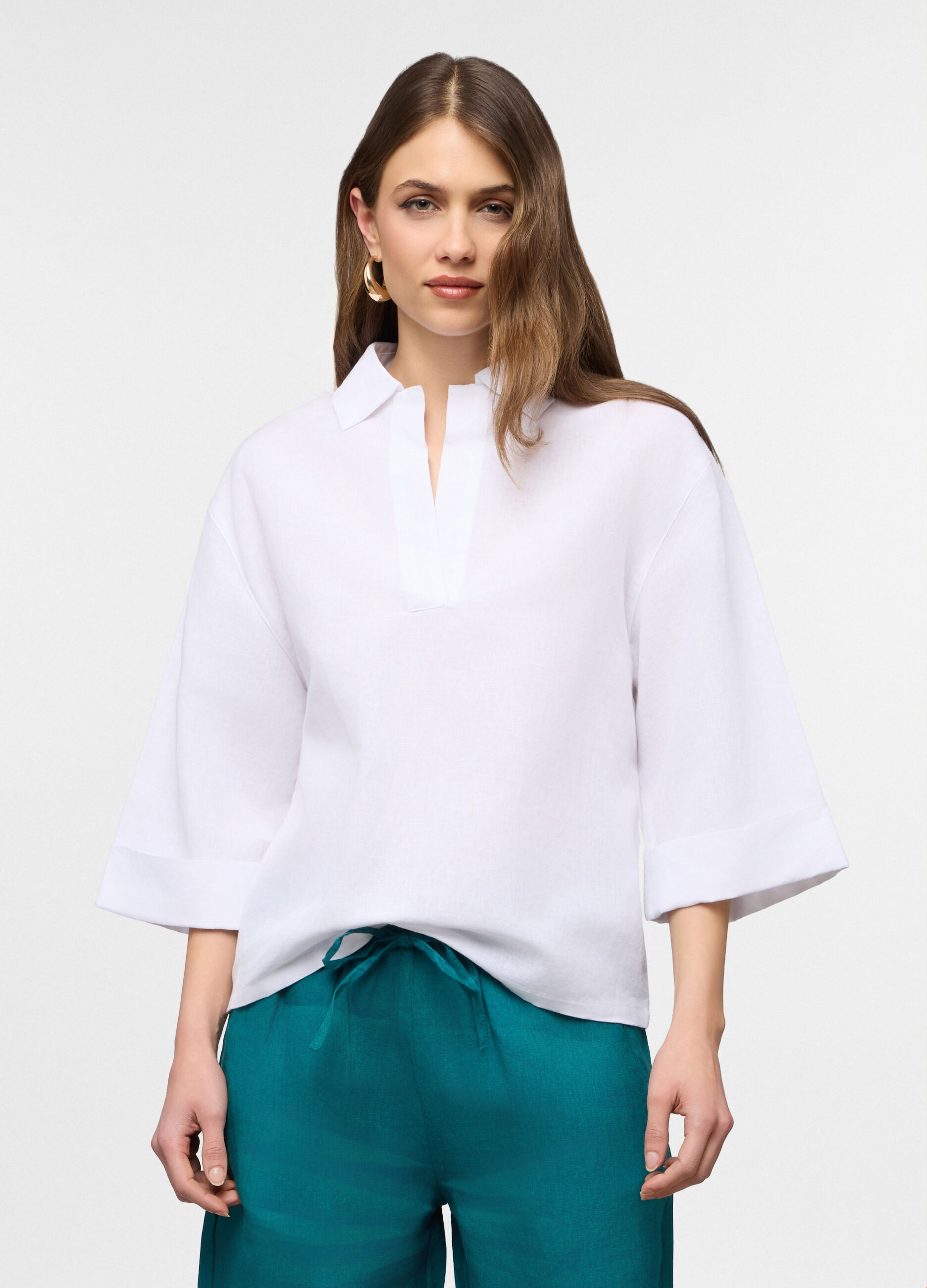 Blusa fit over con scollo a V misto lino donna_0