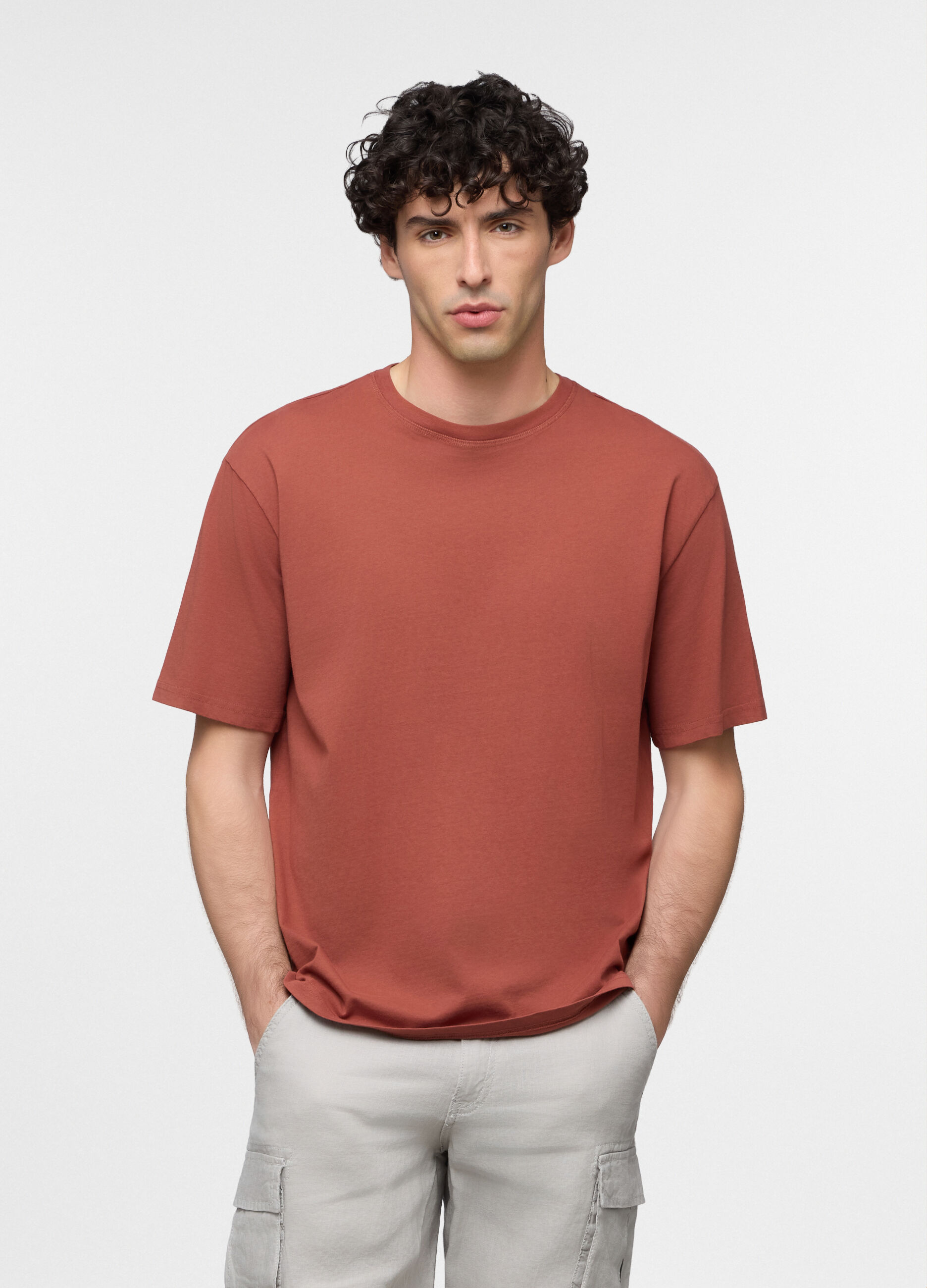 T-shirt girocollo in cotone con stampa uomo_0