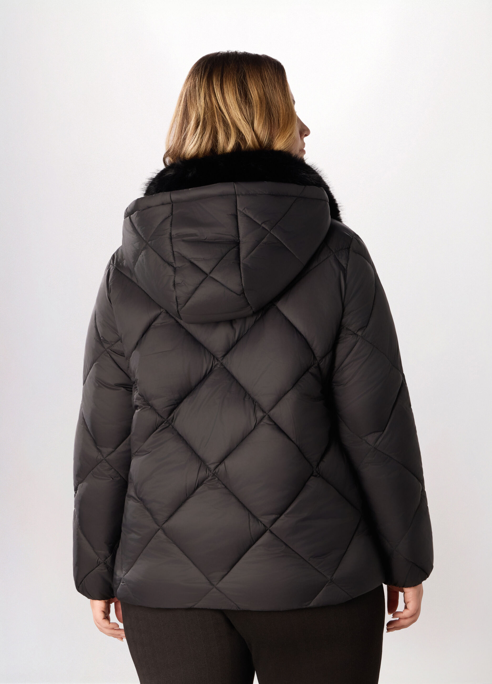 Giubbino imbottito con colletto in eco fur donna curvy_1