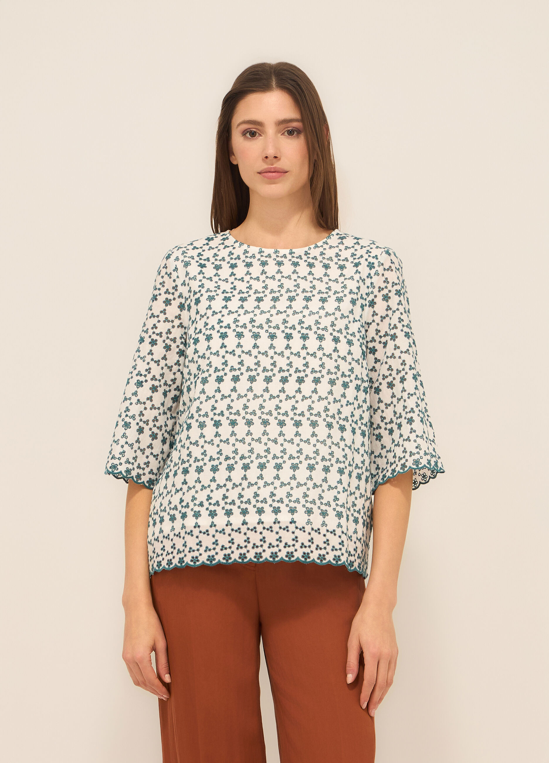 Blusa in puro cotone con ricami donna_0