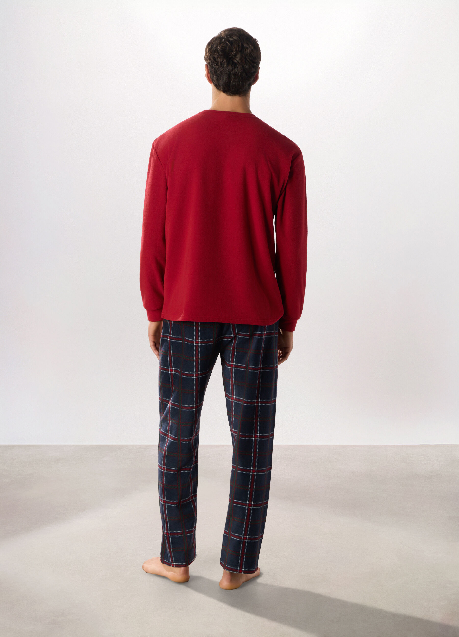 Pigiama lungo con ricamo in pile uomo_1