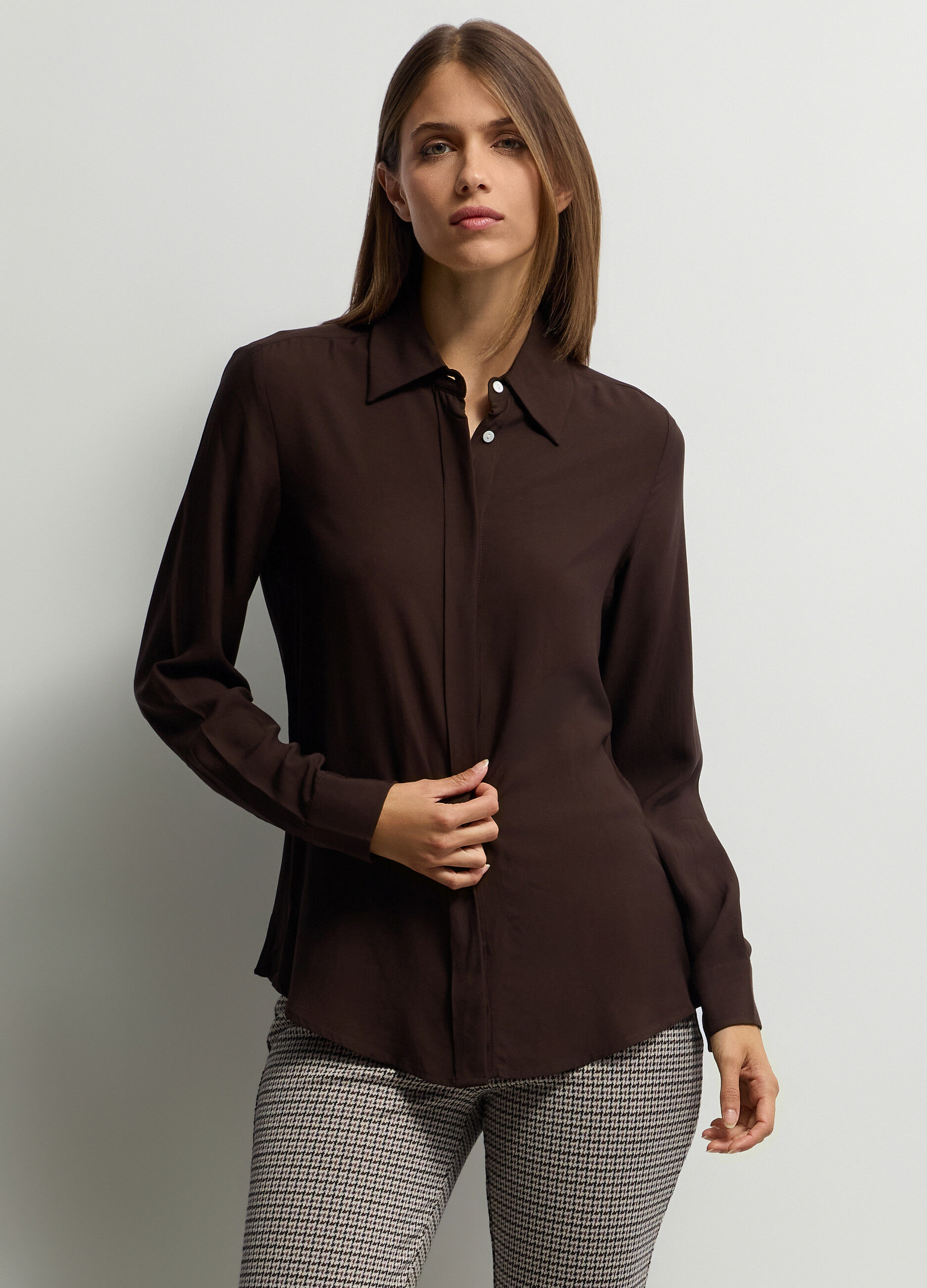 Camicia Fit Regular con colletto alla francese in pura viscosa donna_0