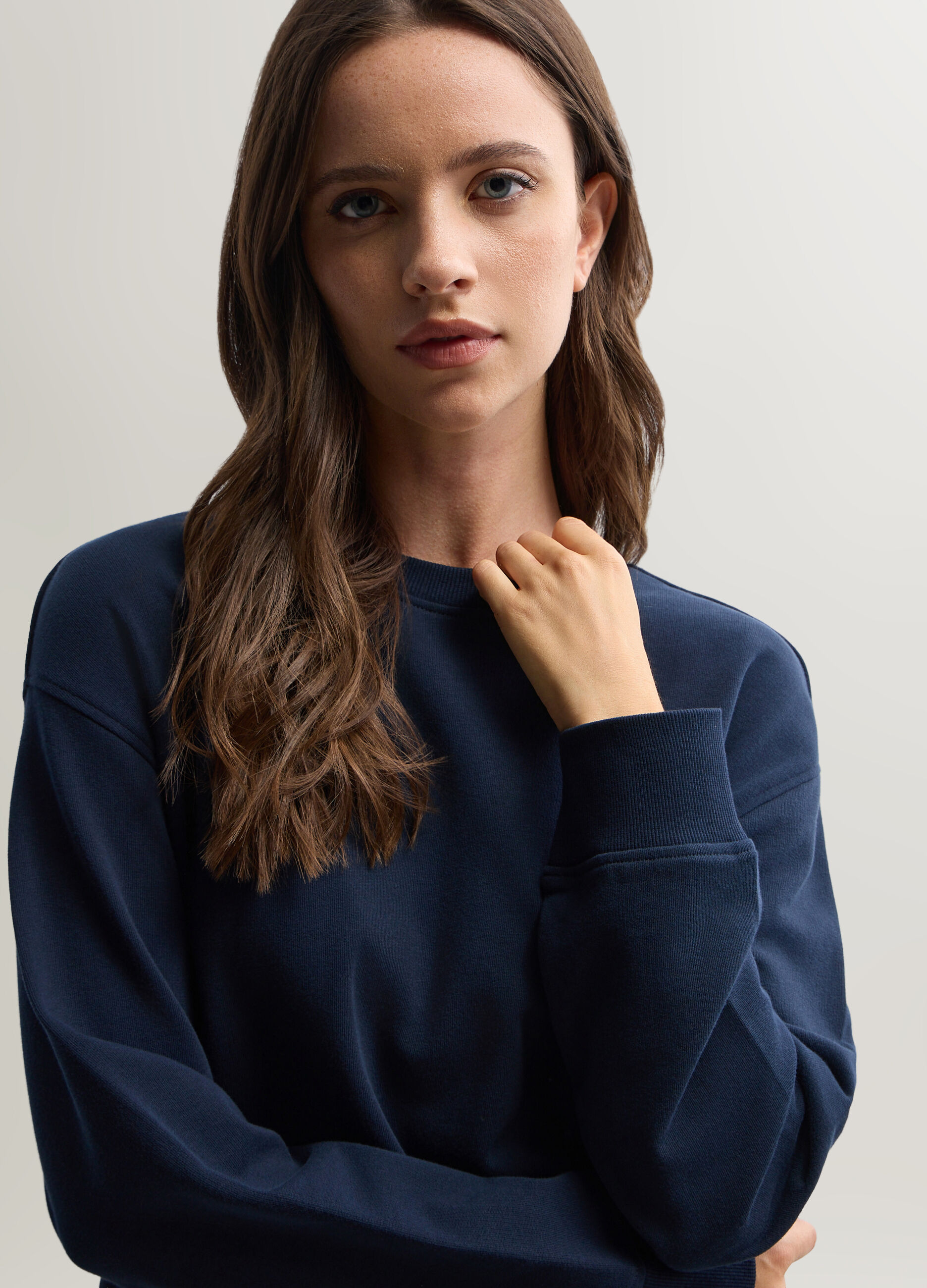 Felpa girocollo in puro cotone garzato donna_2