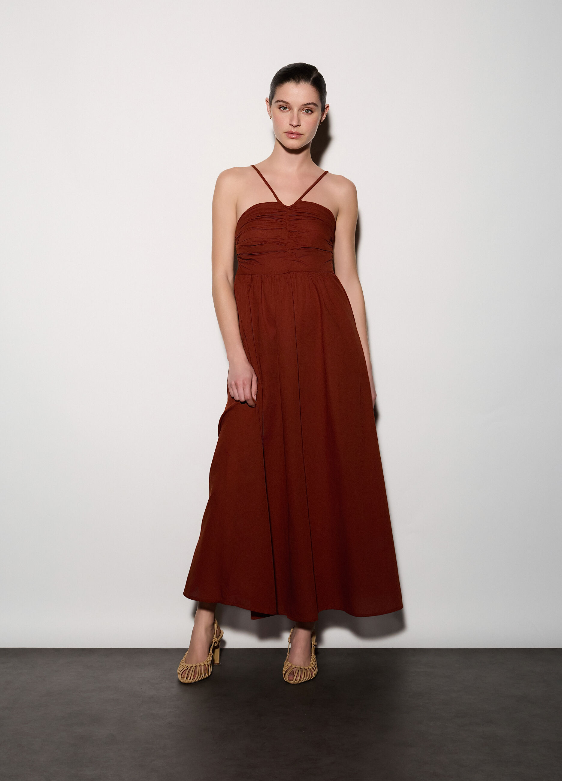 Abito lungo misto lino con scollo dritto donna_0