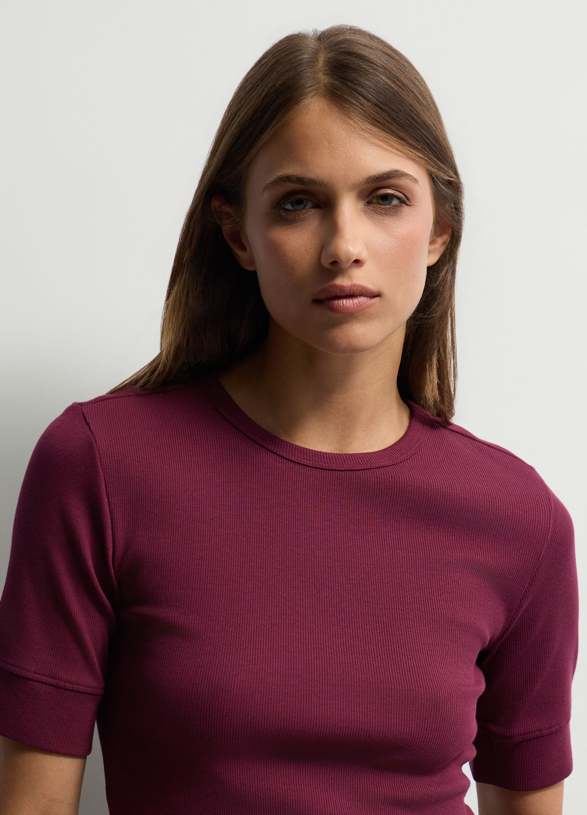 T-shirt Fitted girocollo stretch donna