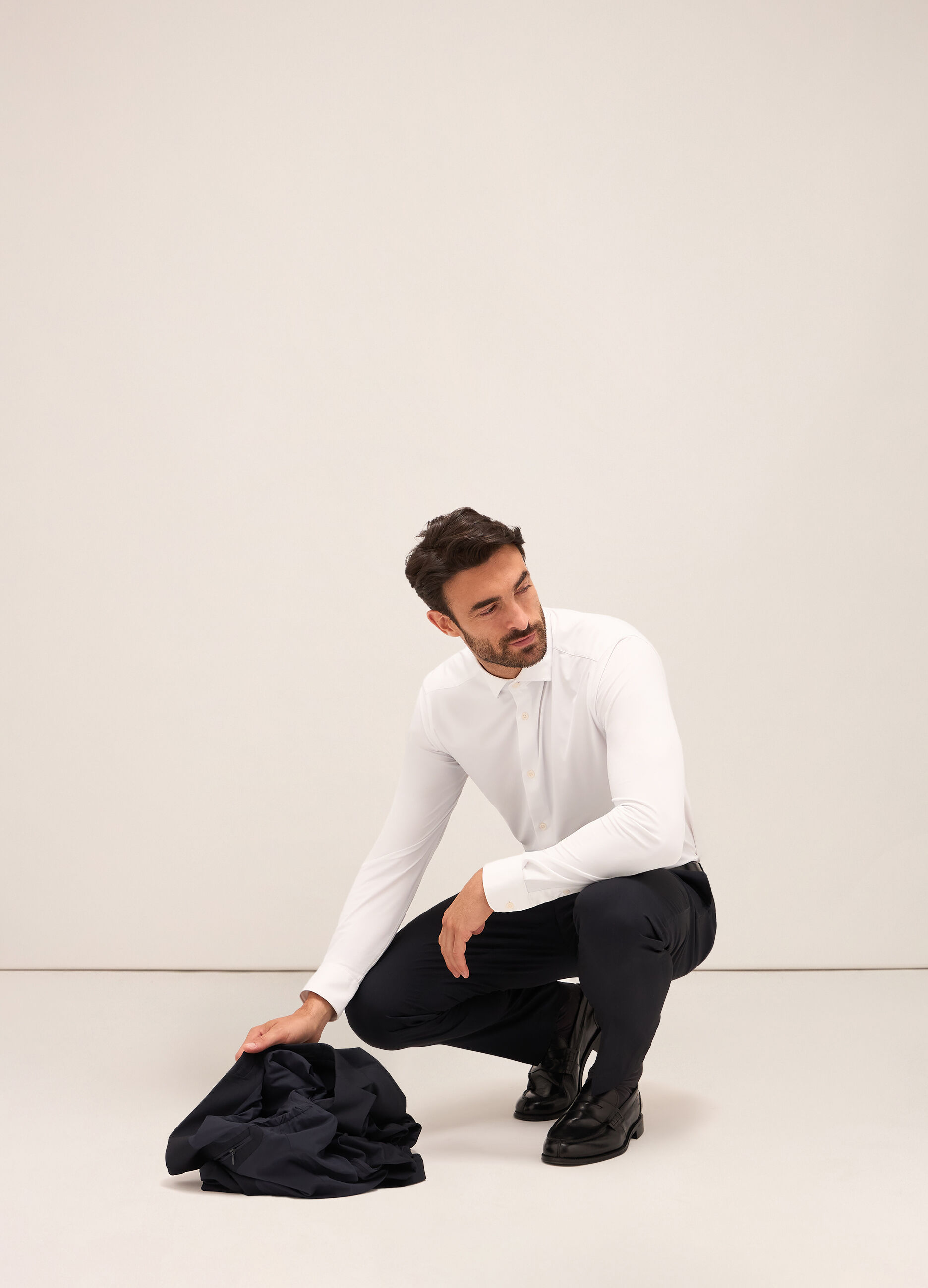 Pantalone slim fit in tessuto tecnico stretch uomo