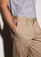Pantalone chino regular fit in cotone stretch uomo_2