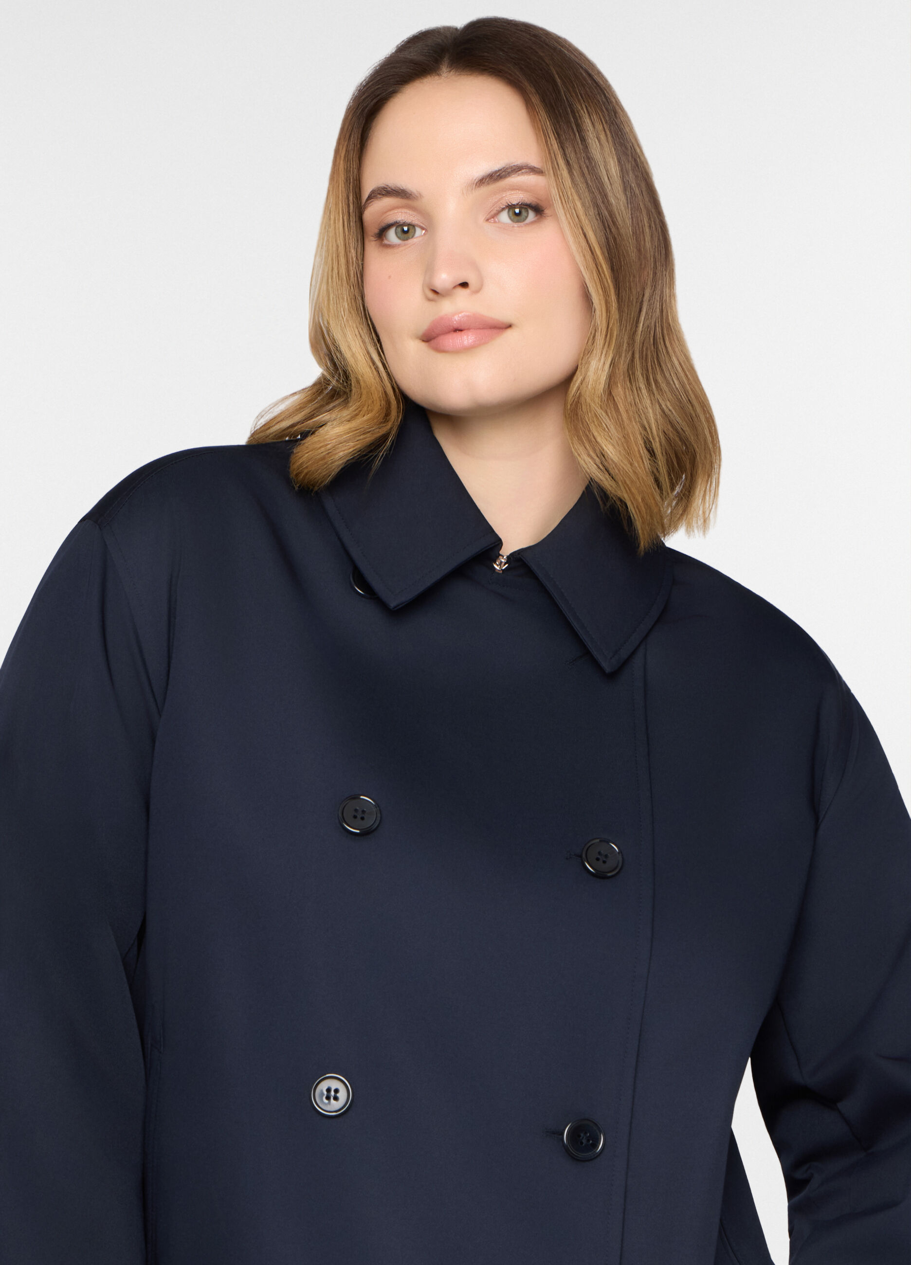 Trench corto doppiopetto con collo revers donna curvy_2