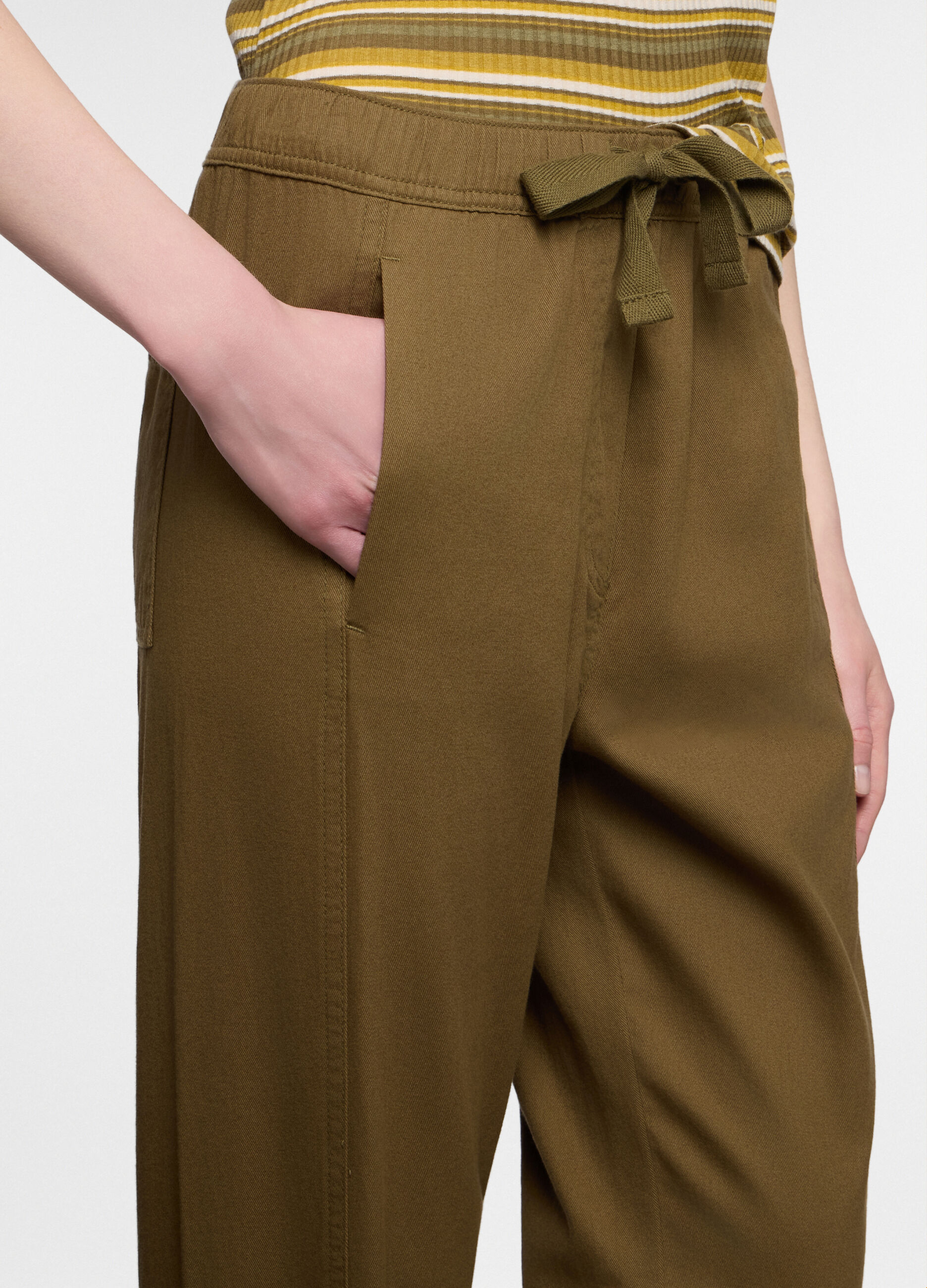 Pantaloni regular fit in twill di puro cotone donna_2