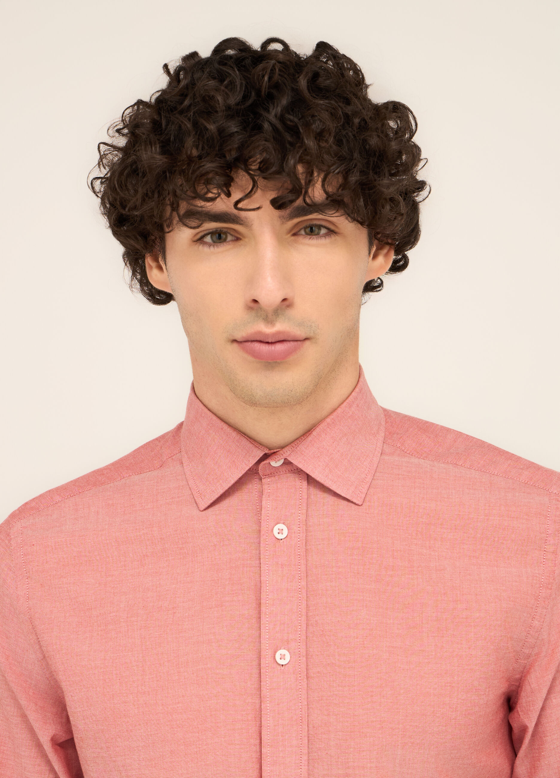 Camicia regular fit in tela di puro cotone uomo_2