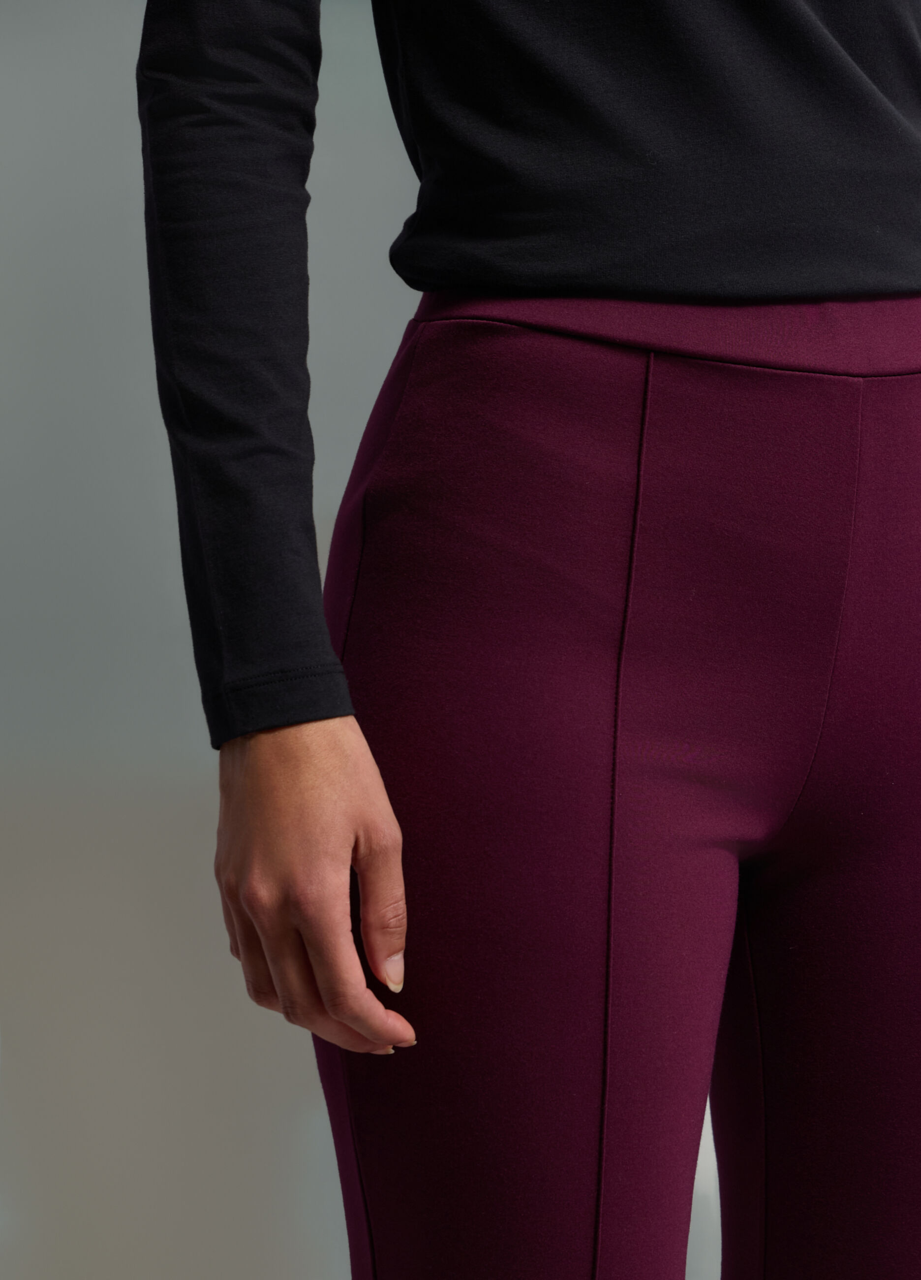 Leggings Fit Slim in Punto Milano misto viscosa stretch donna_3