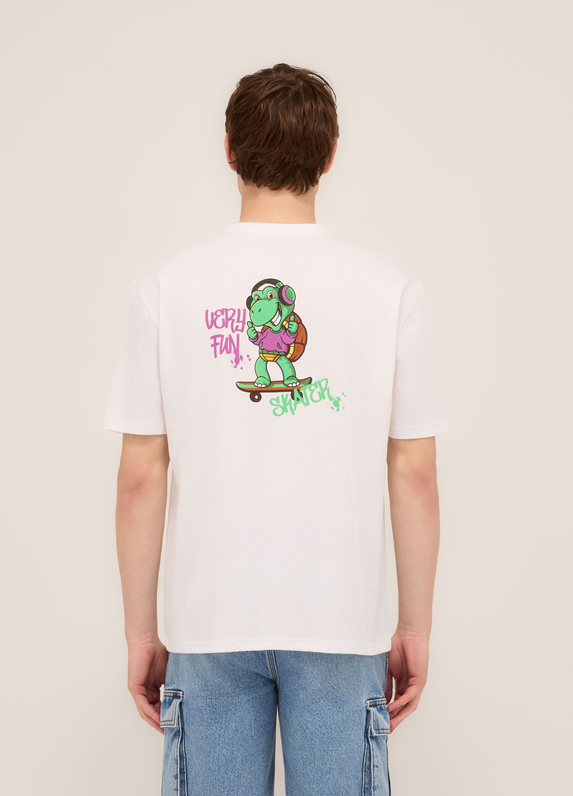T-shirt girocollo stampa graffiti_1