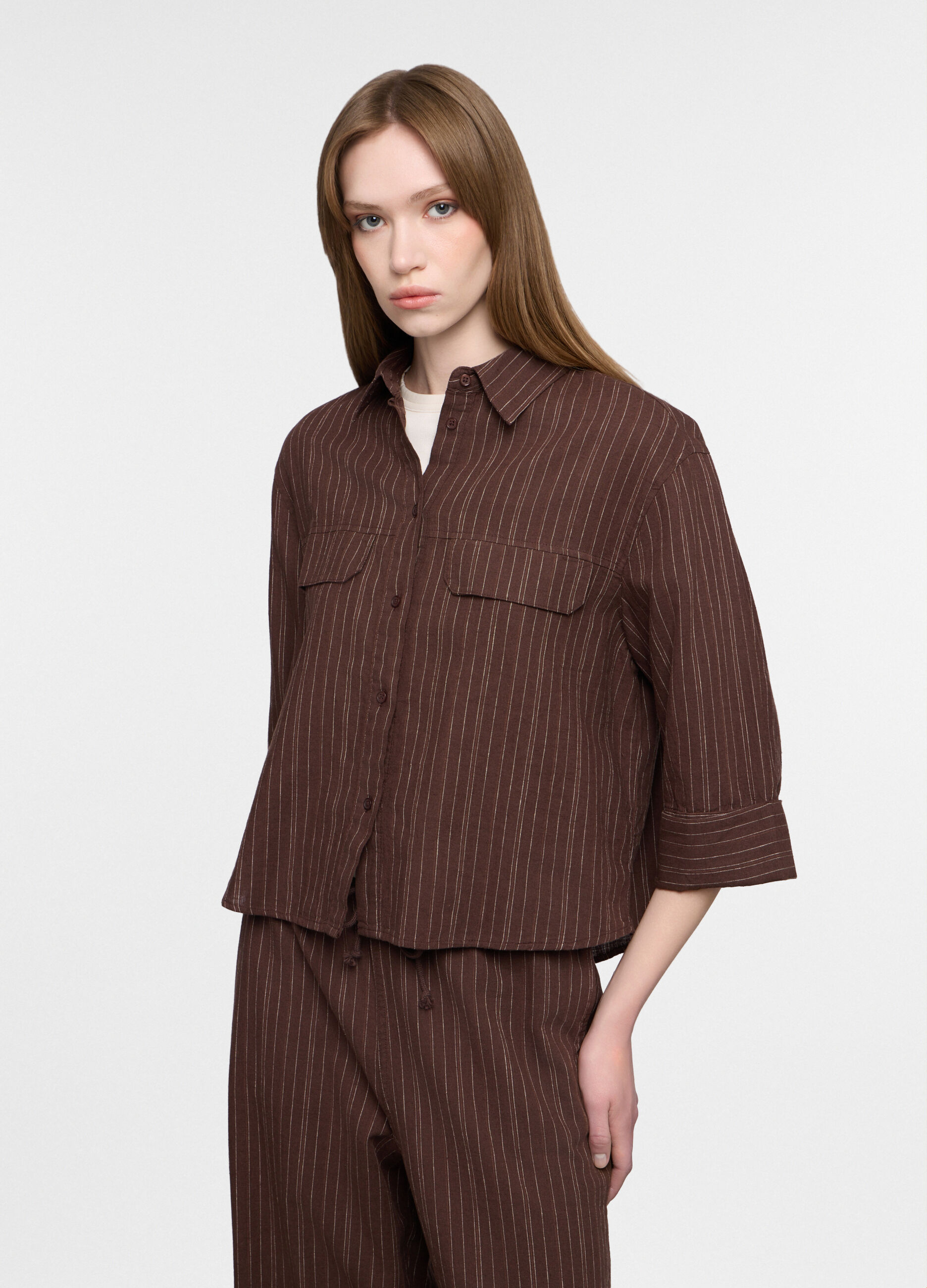 Camicia con fit over con collo classico in misto lino donna_0