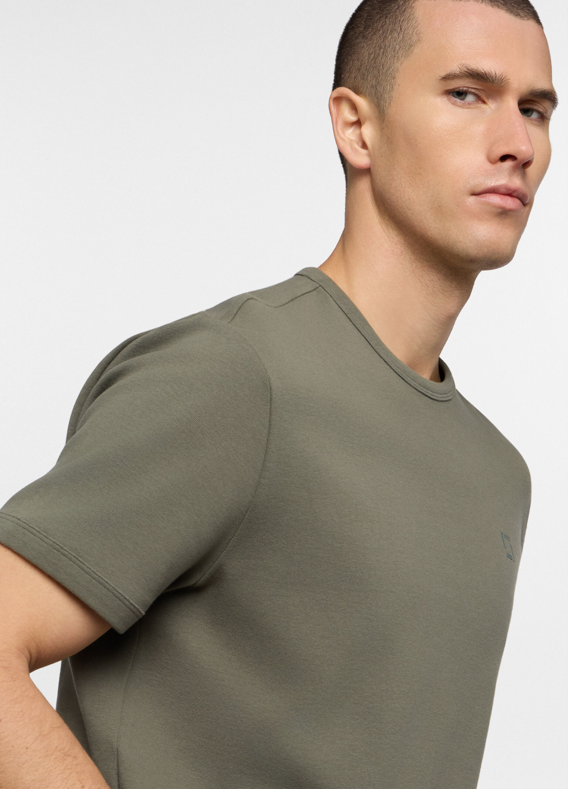 T-shirt girocollo in cotone uomo_2