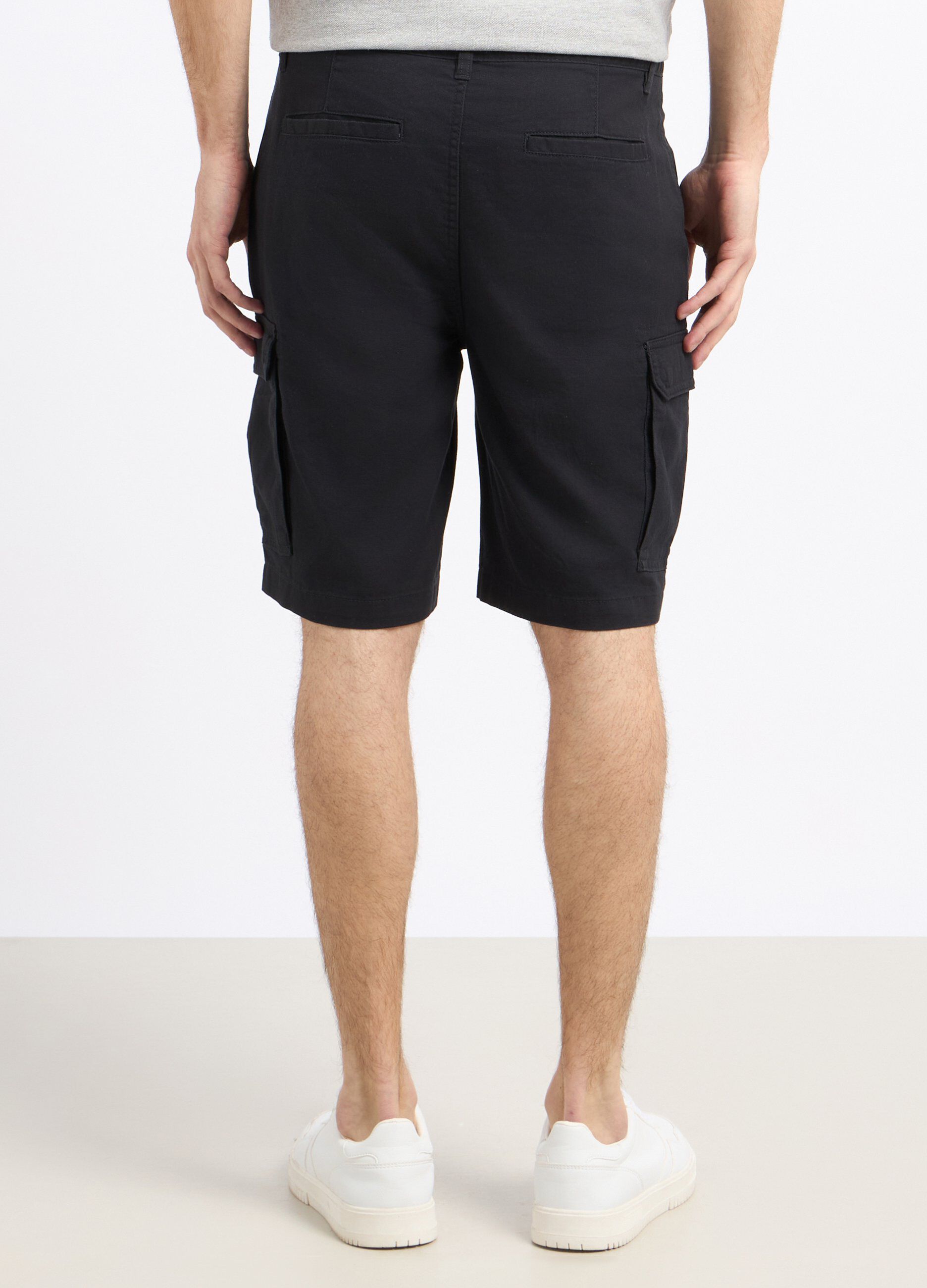 Shorts cargo in puro cotone uomo_1