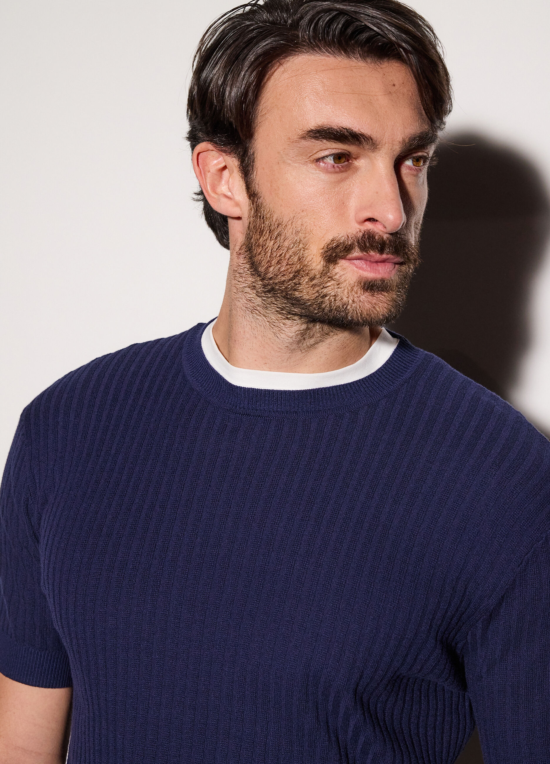 Maglietta a maniche corte in cotone a coste uomo_2