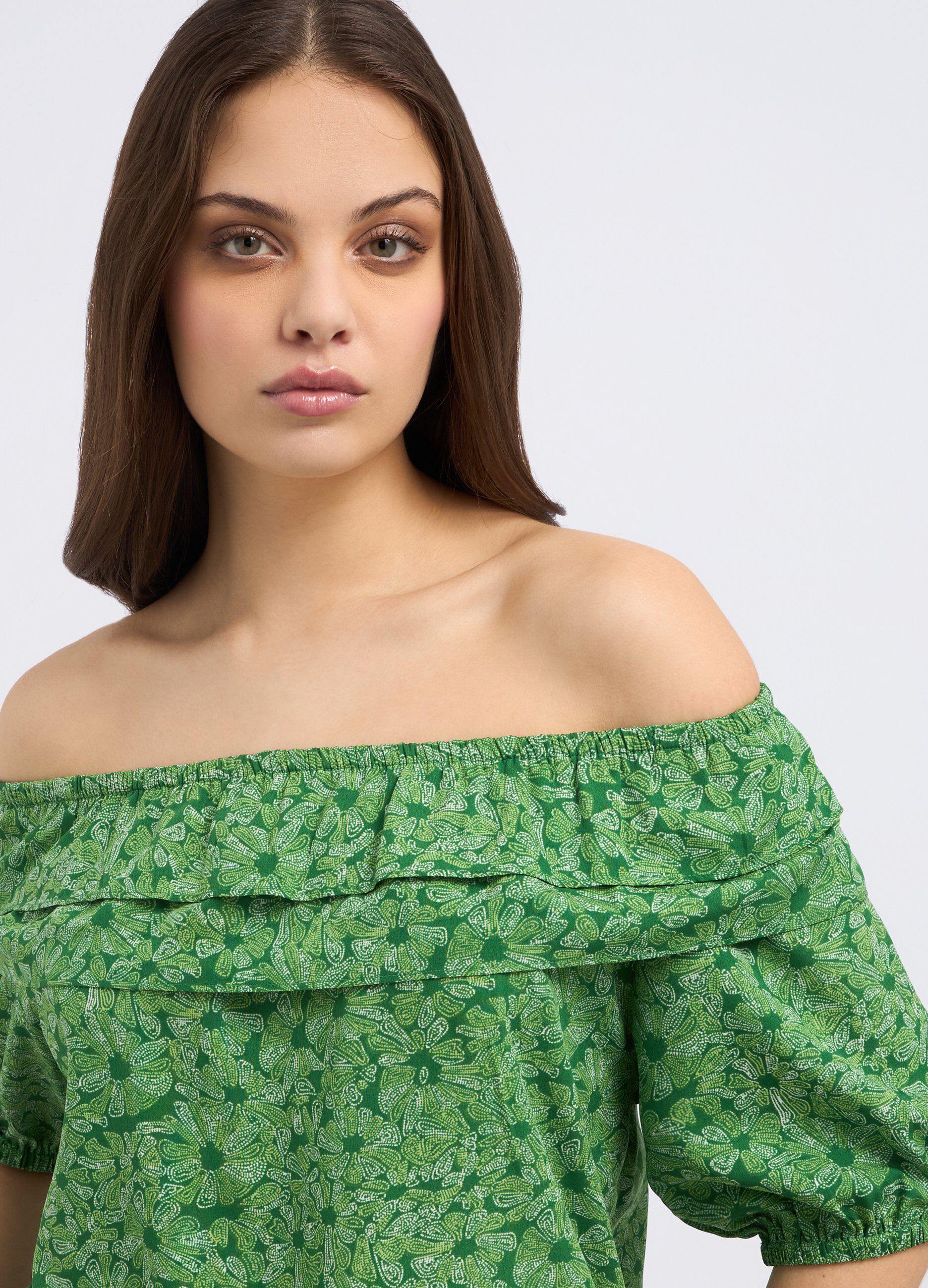 Blusa con scollo a barchetta donna_2