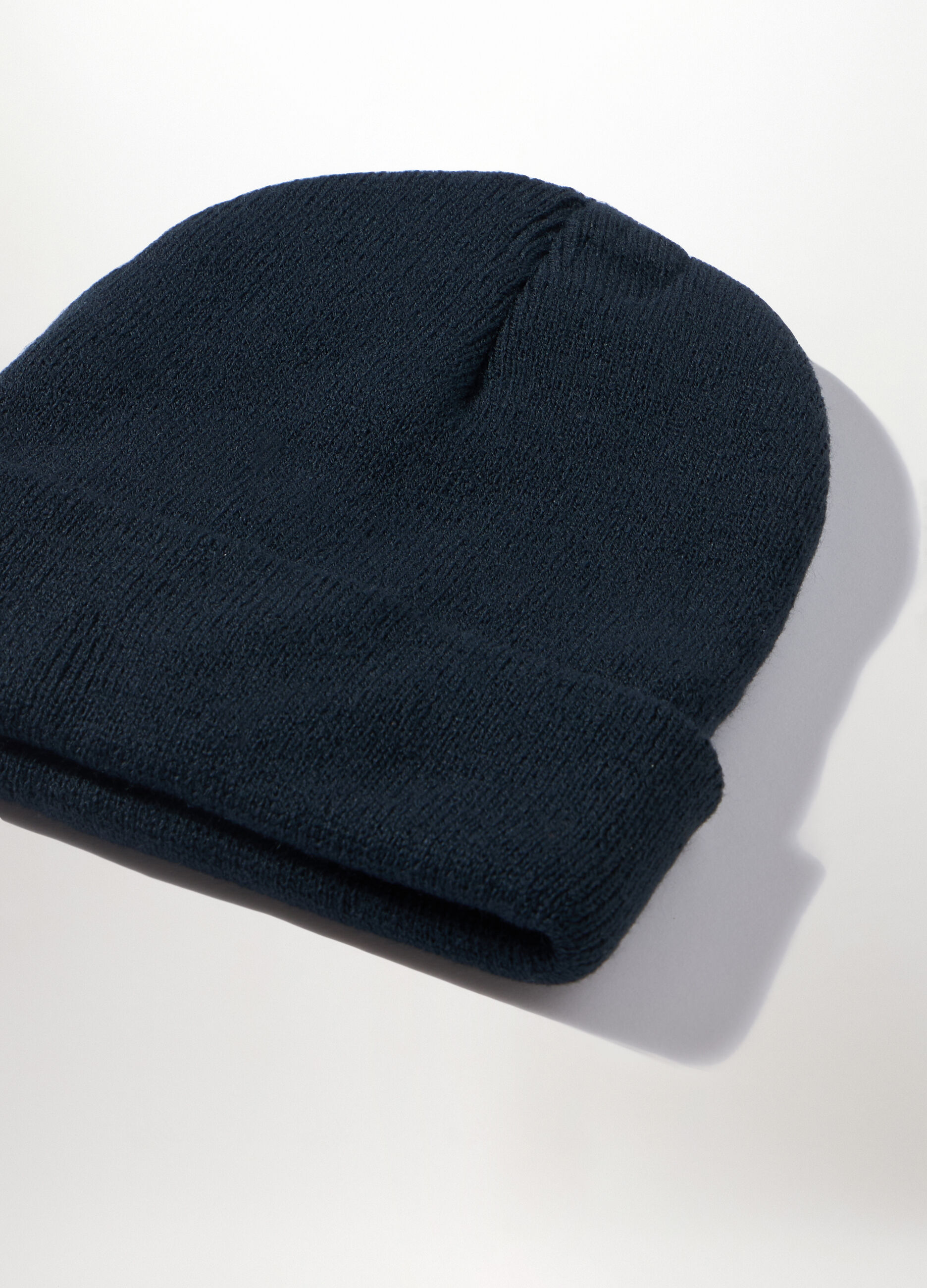 Berretto a costine con risvolto uomo_2